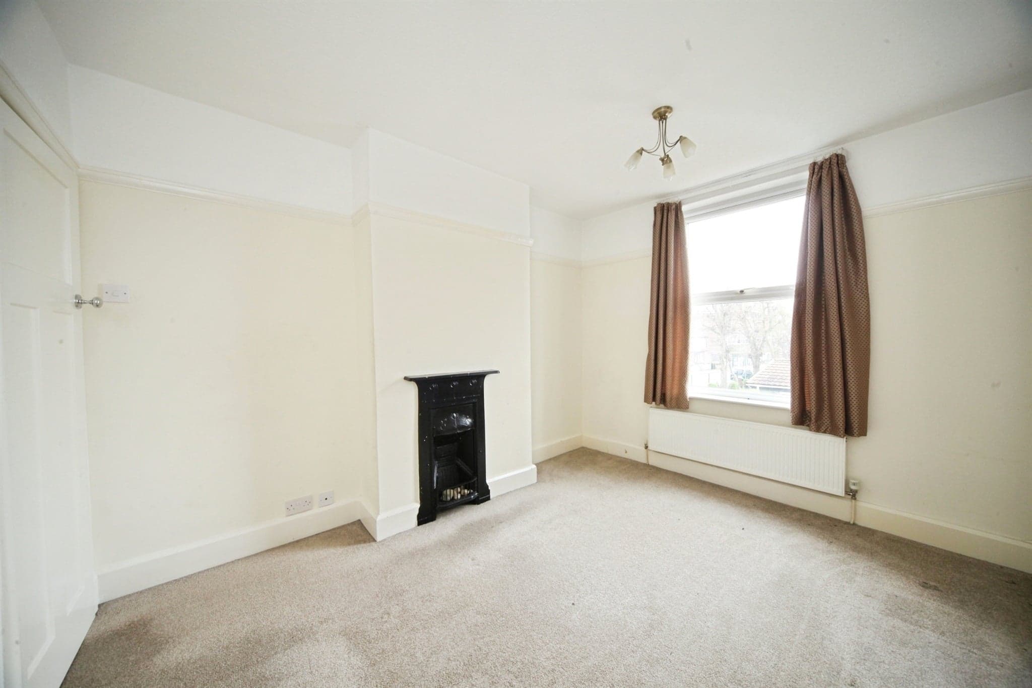 Property at Limbury Road, Luton
