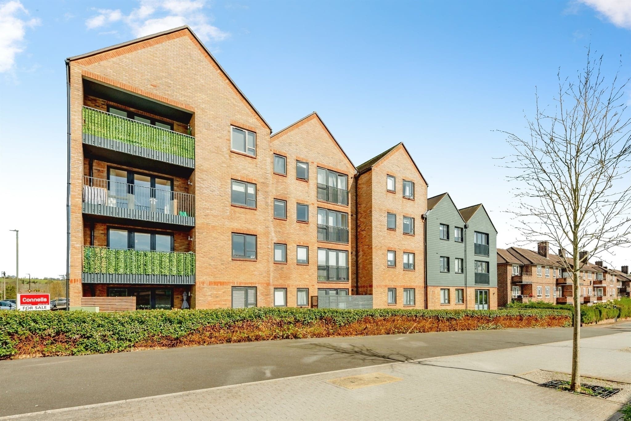 Property at Nailsworth Crescent, Merstham, Redhill