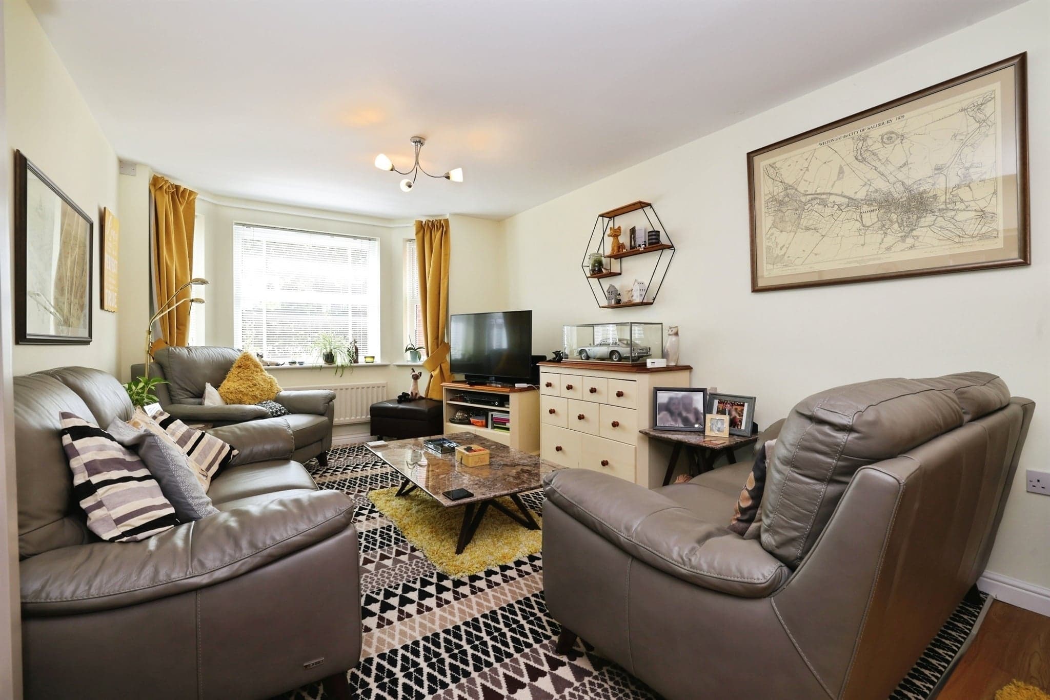 Property at Spire View, SALISBURY
