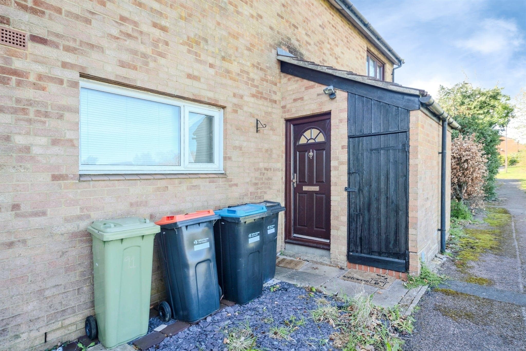 Property at Clay Hill, Two Mile Ash, Milton Keynes