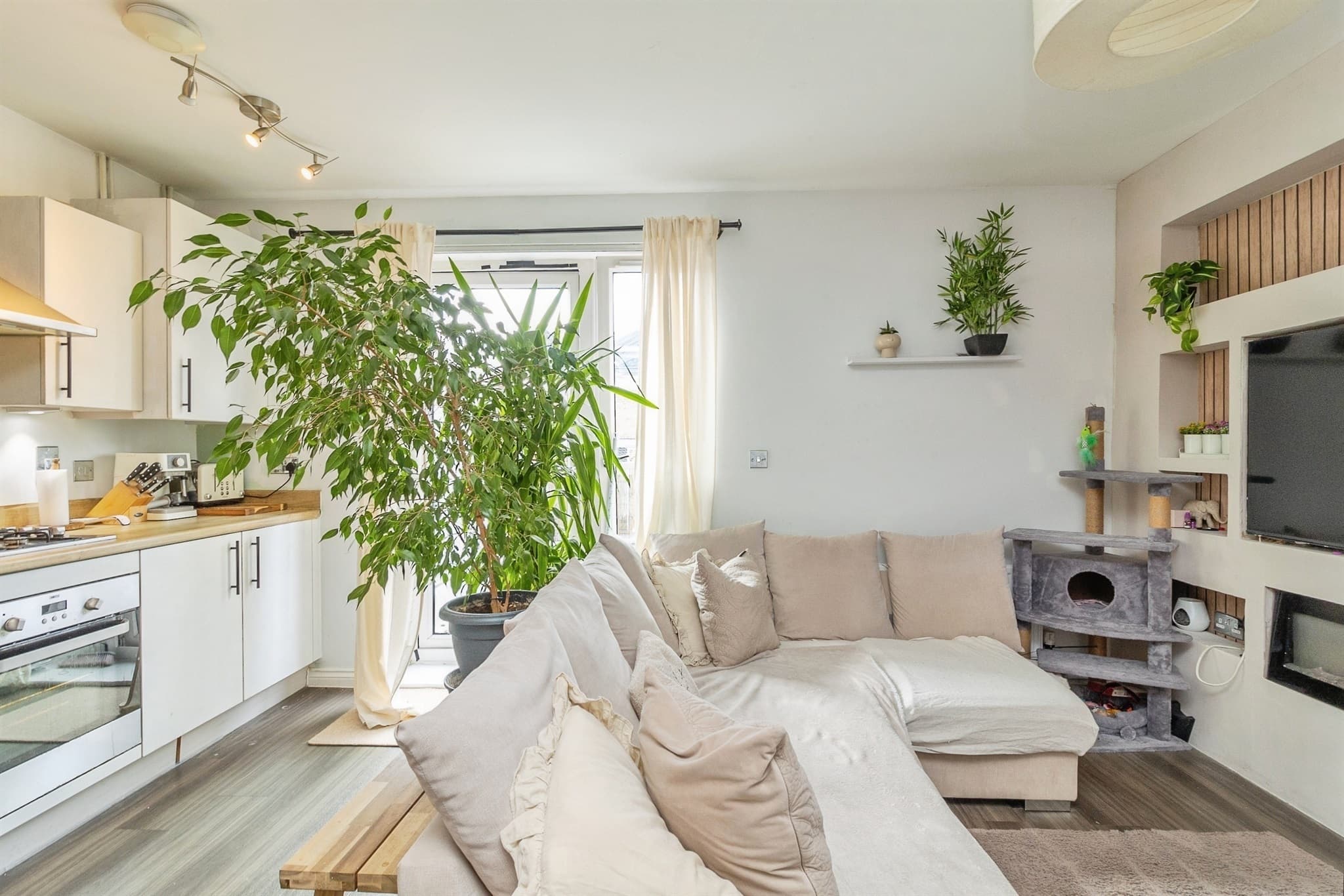 Property at Columbia Place, Campbell Park, MILTON KEYNES