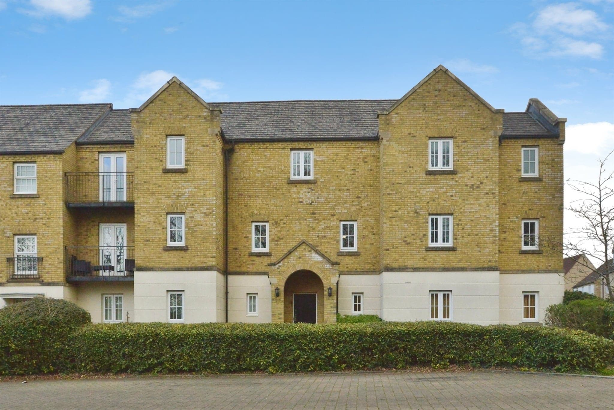 Property at Tenby Grove, Kingsmead, Milton Keynes