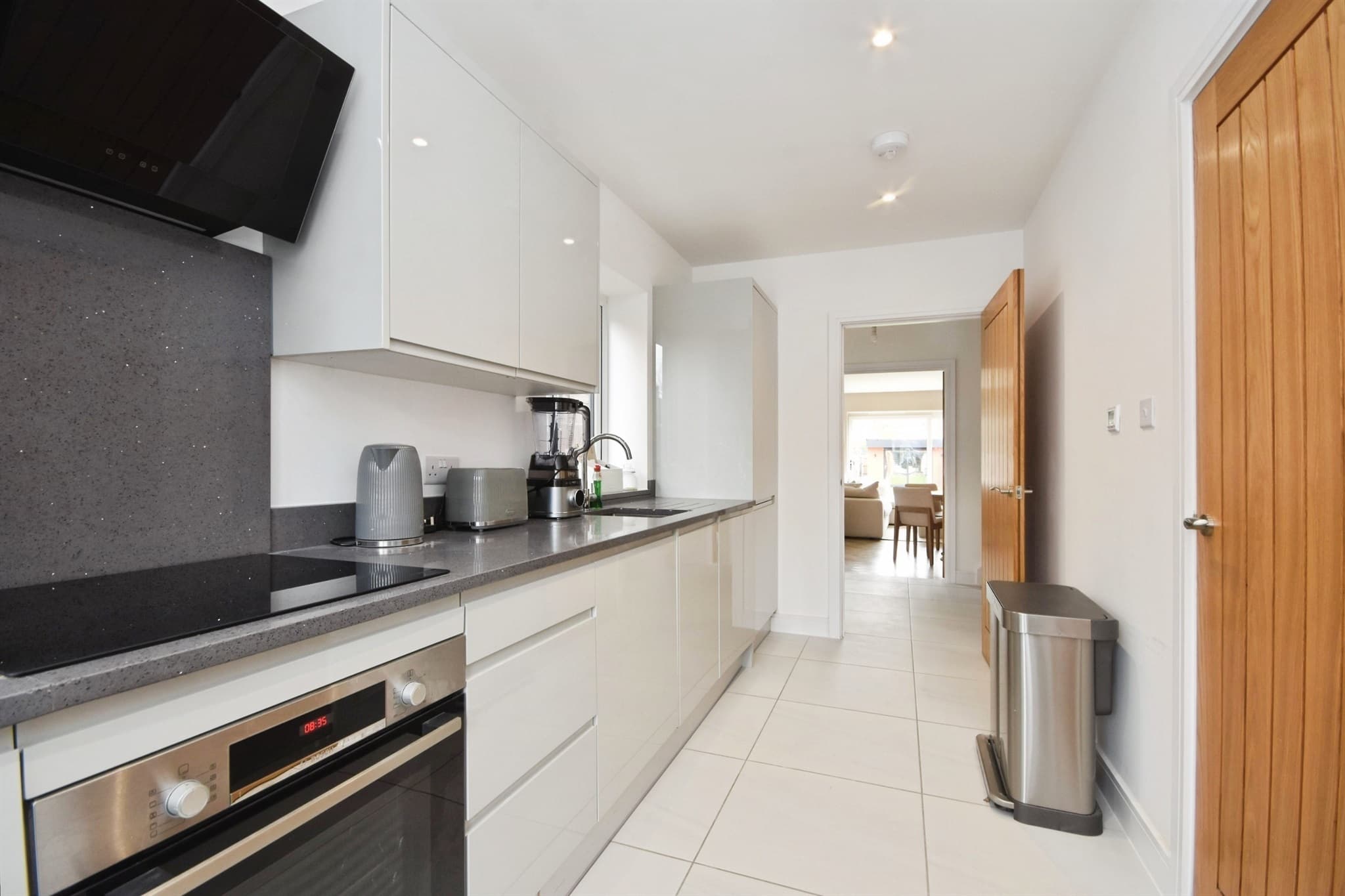 Property at Pound Lane Central, Laindon, Basildon