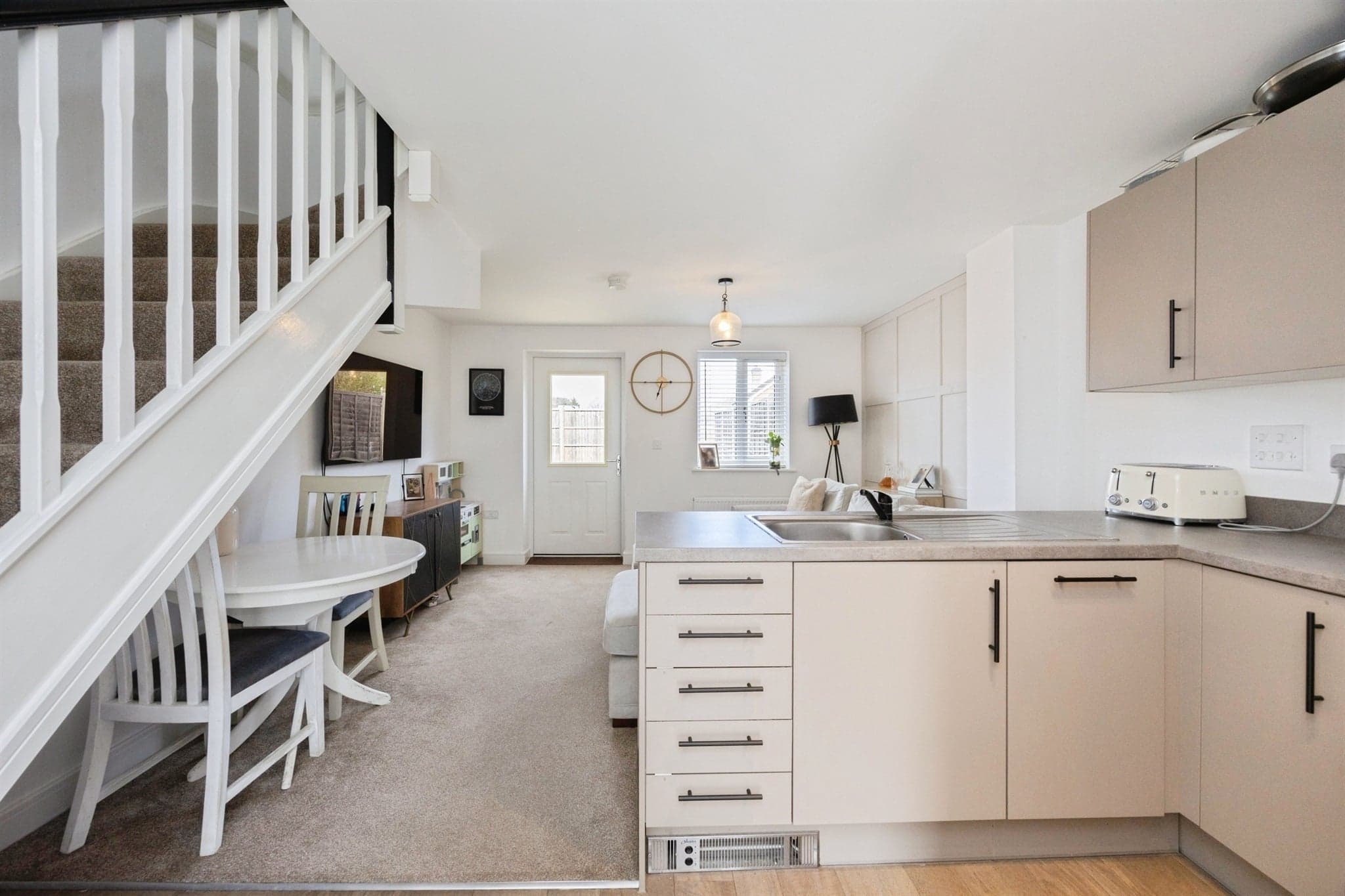 Property at Cromwell Close, Sellindge, Ashford