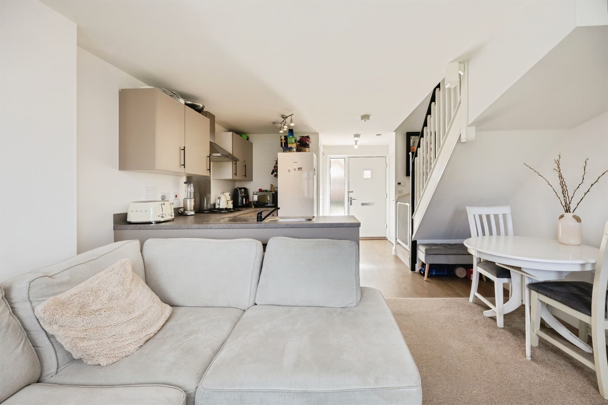 Property at Cromwell Close, Sellindge, Ashford