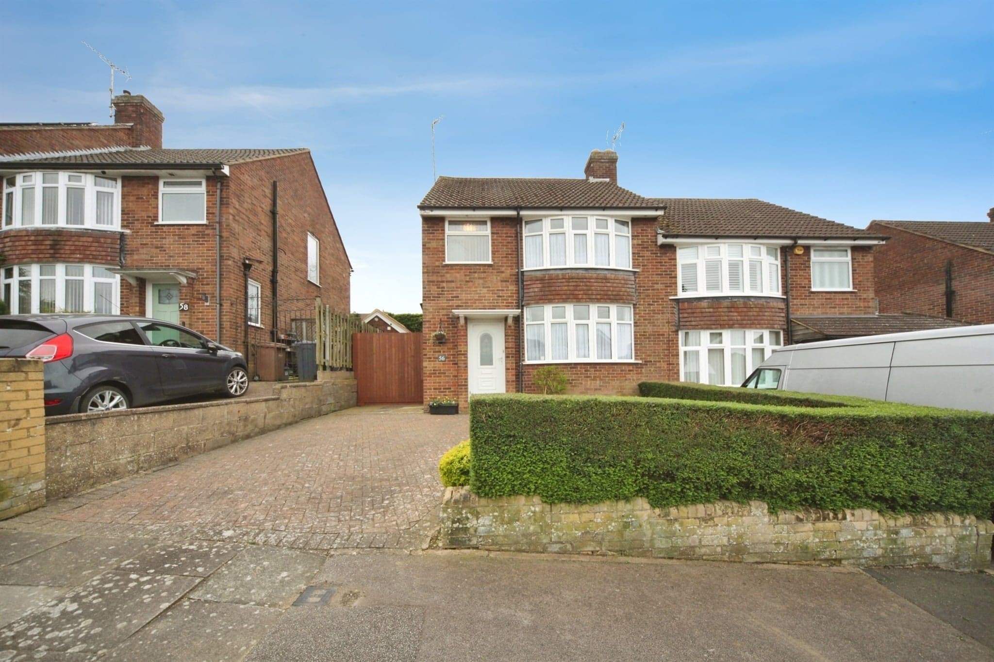Property at Hillary Crescent, Luton