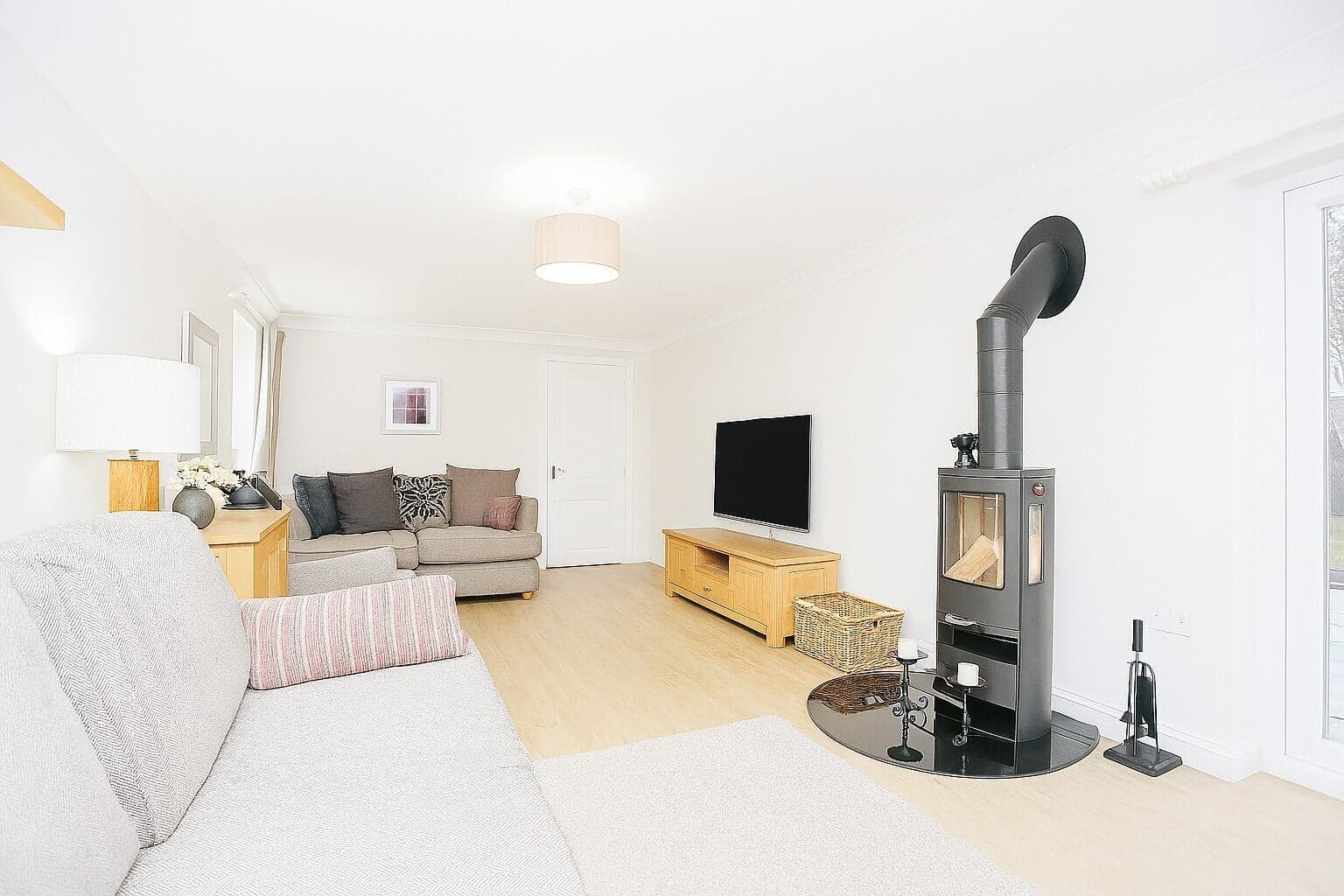 Property at Cherry Tree Close, Husbands Bosworth, Lutterworth