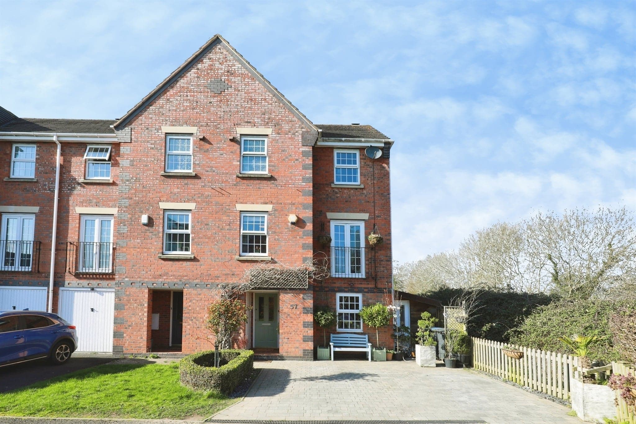 Property at Hammond Green, Wellesbourne, Warwick