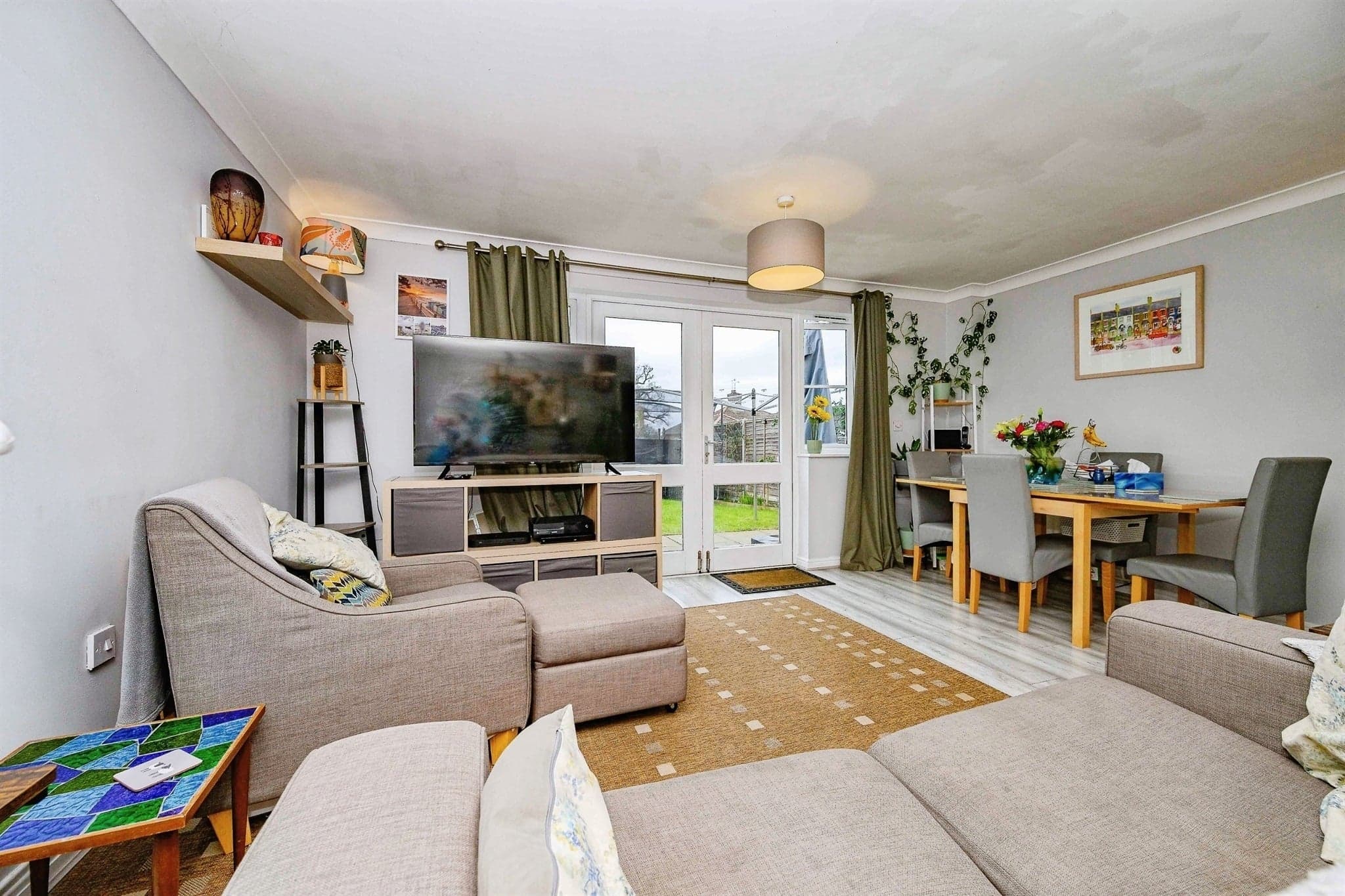 Property at Guinery Grove, Hemel Hempstead