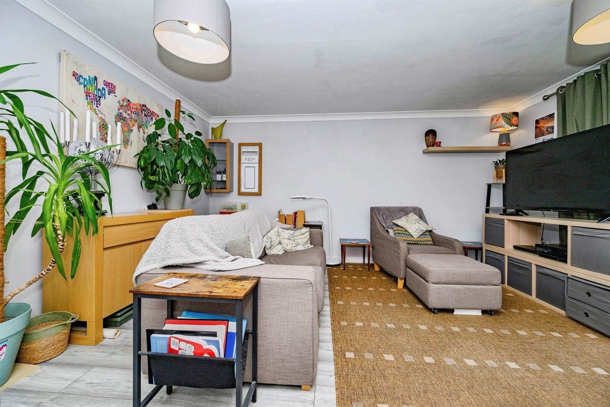 Property at Guinery Grove, Hemel Hempstead