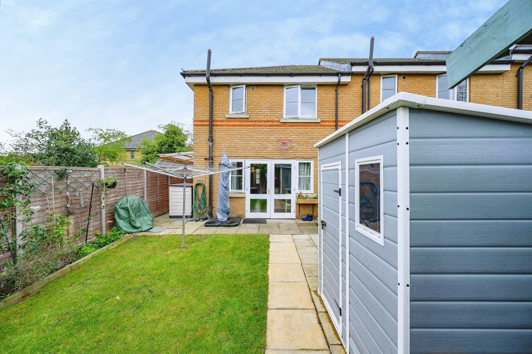 Property at Guinery Grove, Hemel Hempstead
