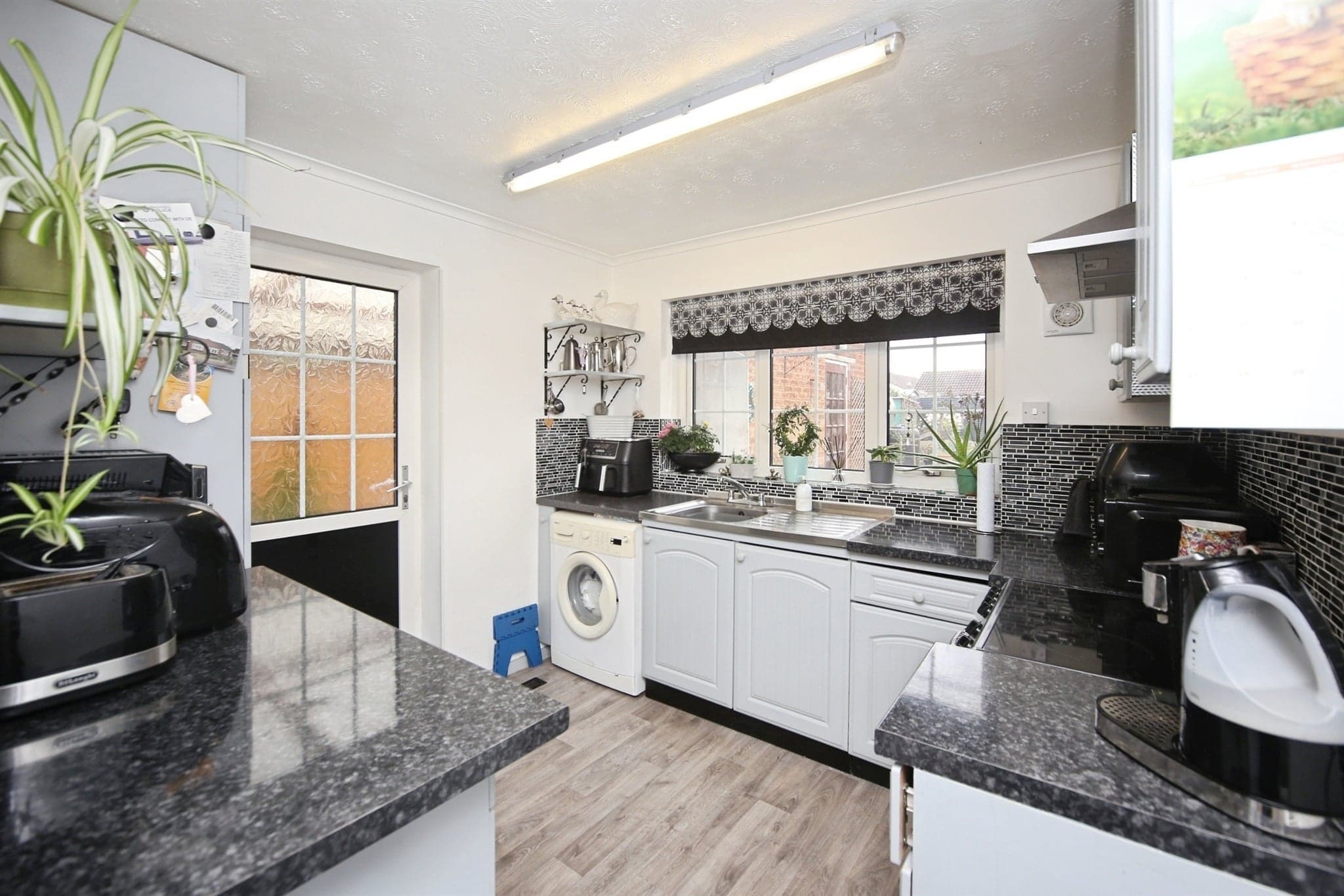 Property at Dovehouse Drive, Wellesbourne, Warwick