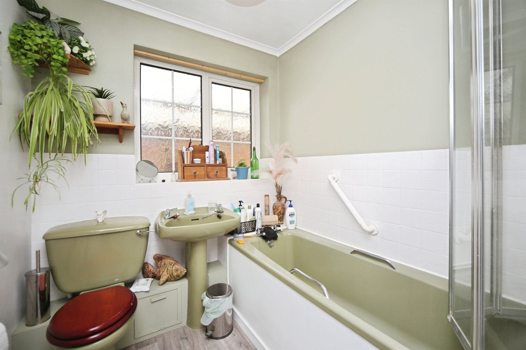 Property at Dovehouse Drive, Wellesbourne, Warwick