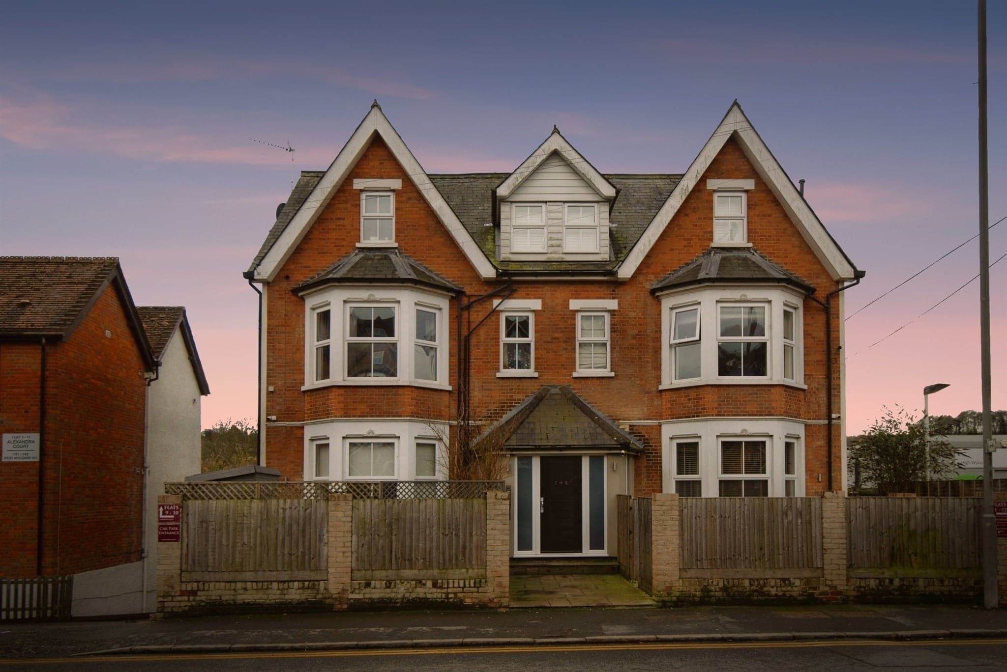 Property at West Wycombe Road, High Wycombe