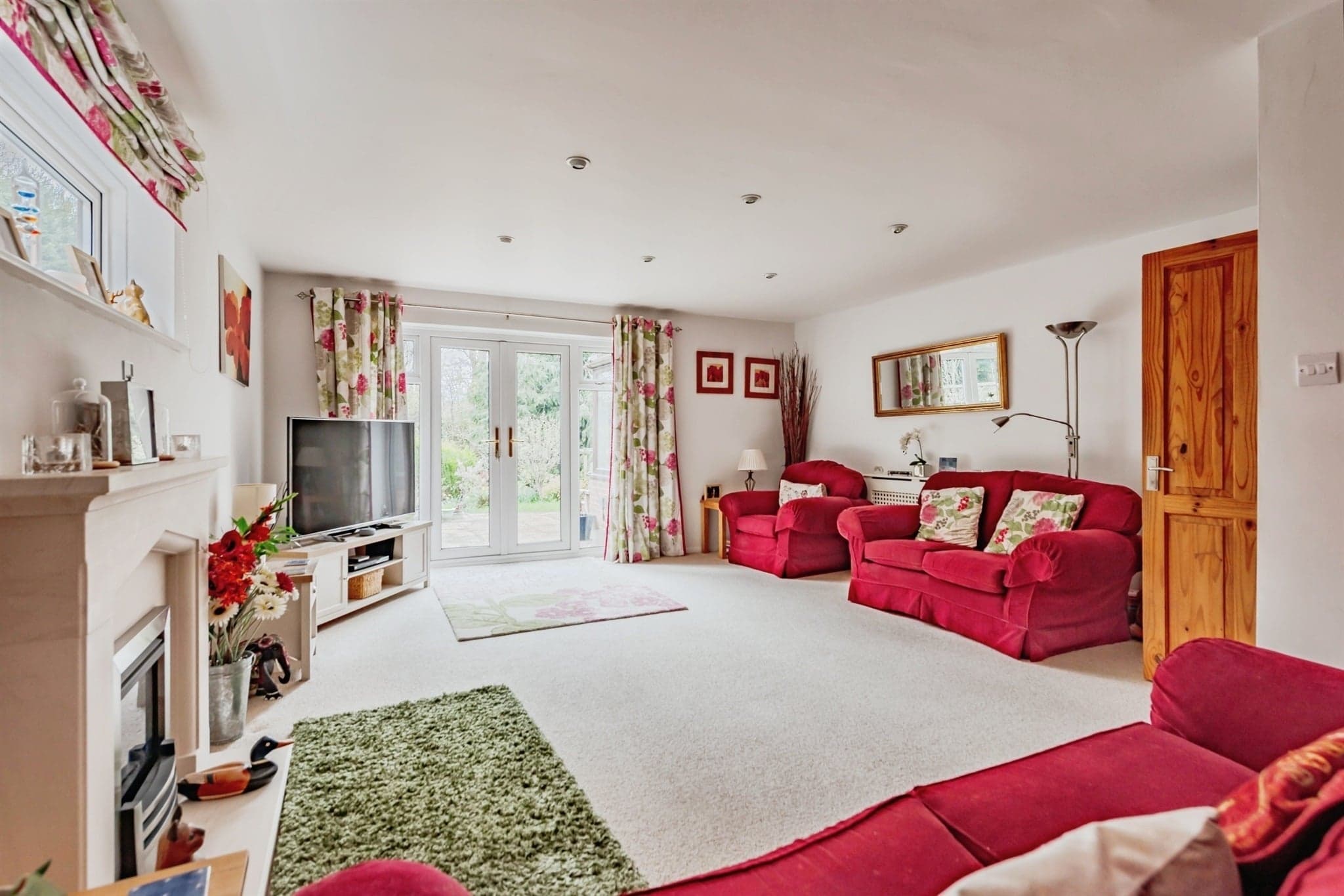 Property at Glendyne Close, East Grinstead