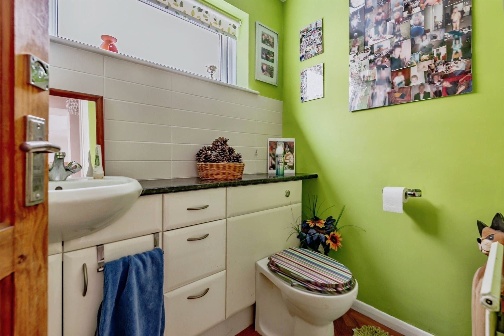 Property at Glendyne Close, East Grinstead