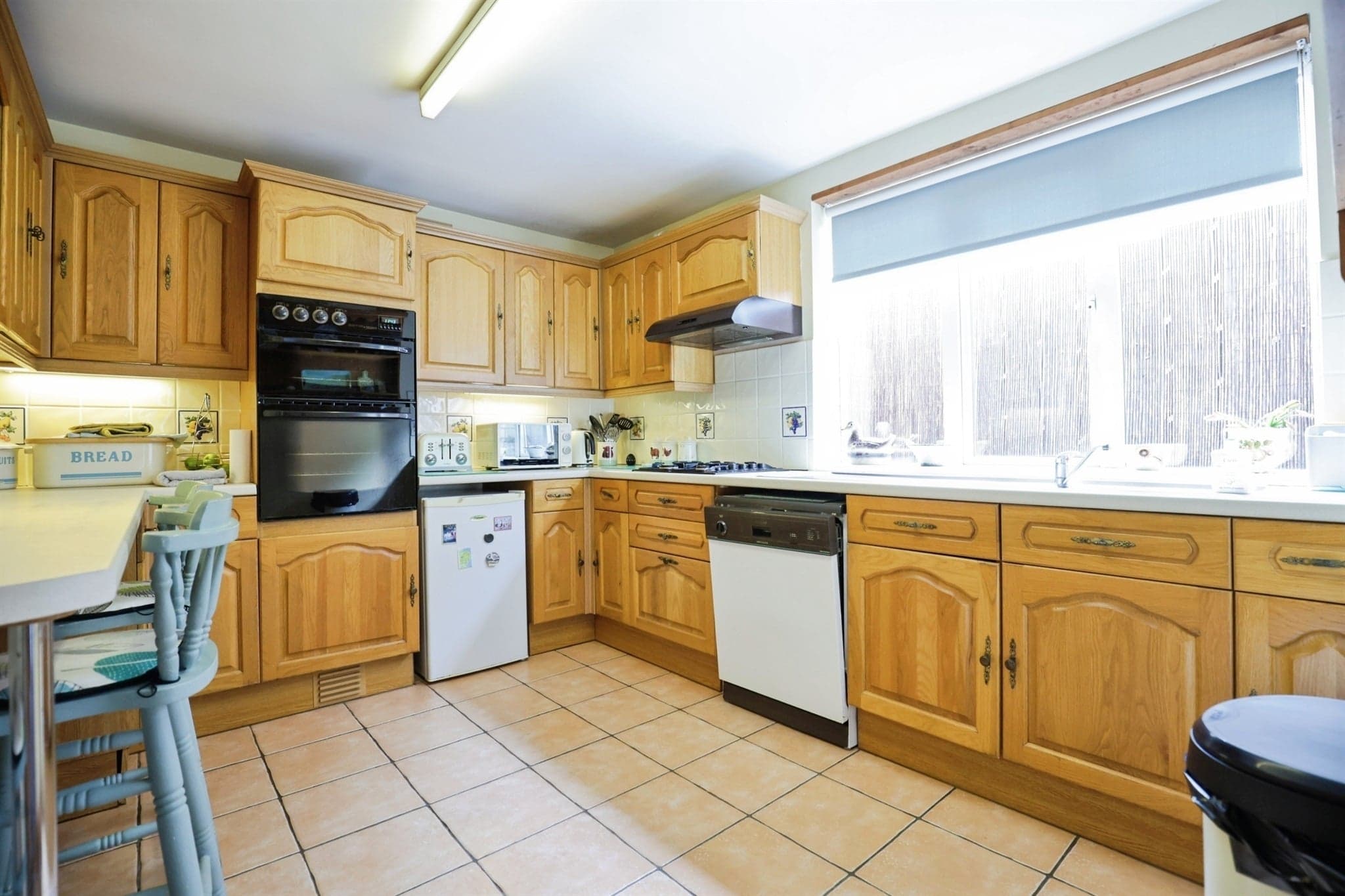Property at Heathcote Road, Whitnash, Leamington Spa