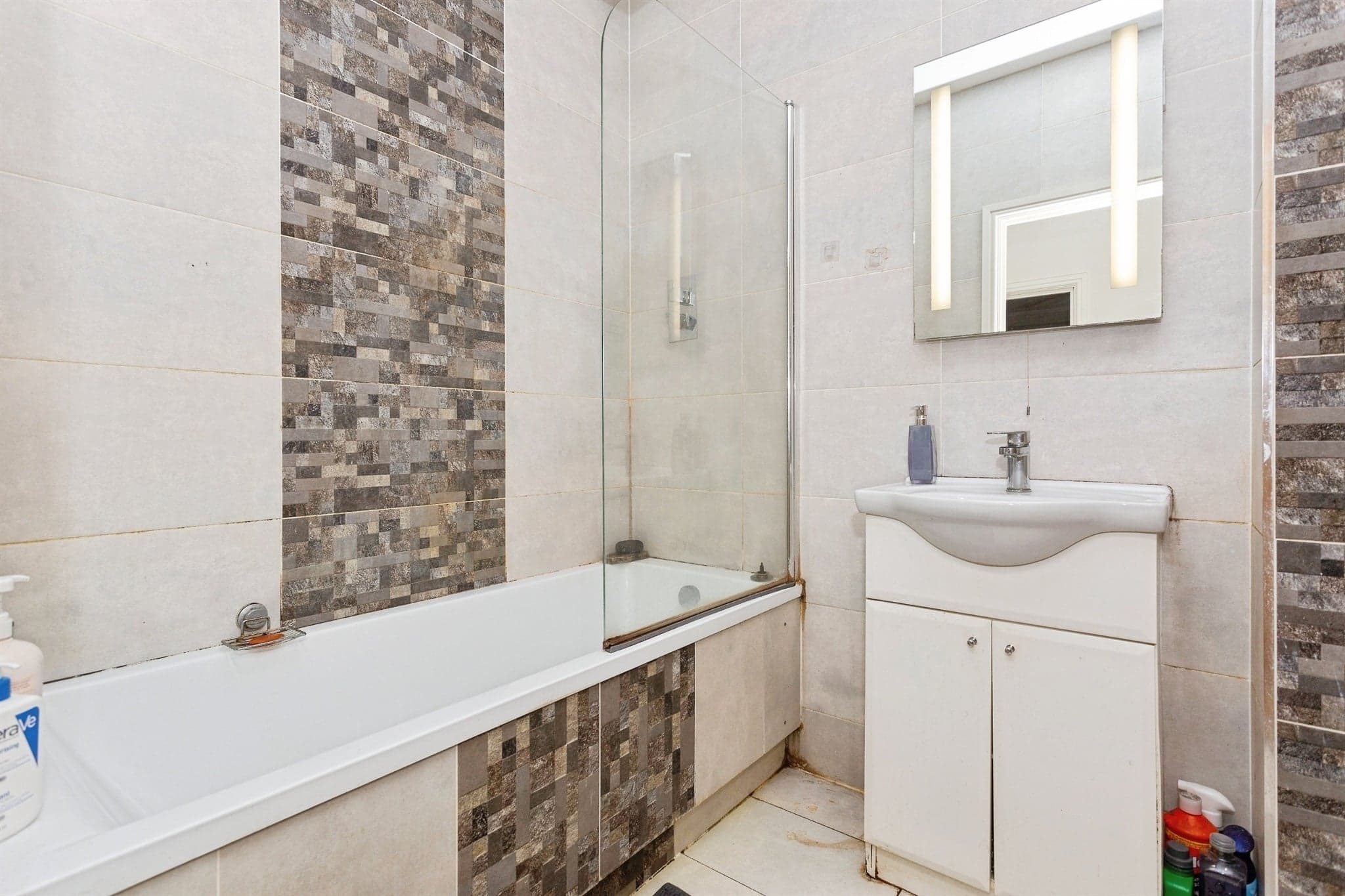 Property at Cavendish Avenue, Harrow