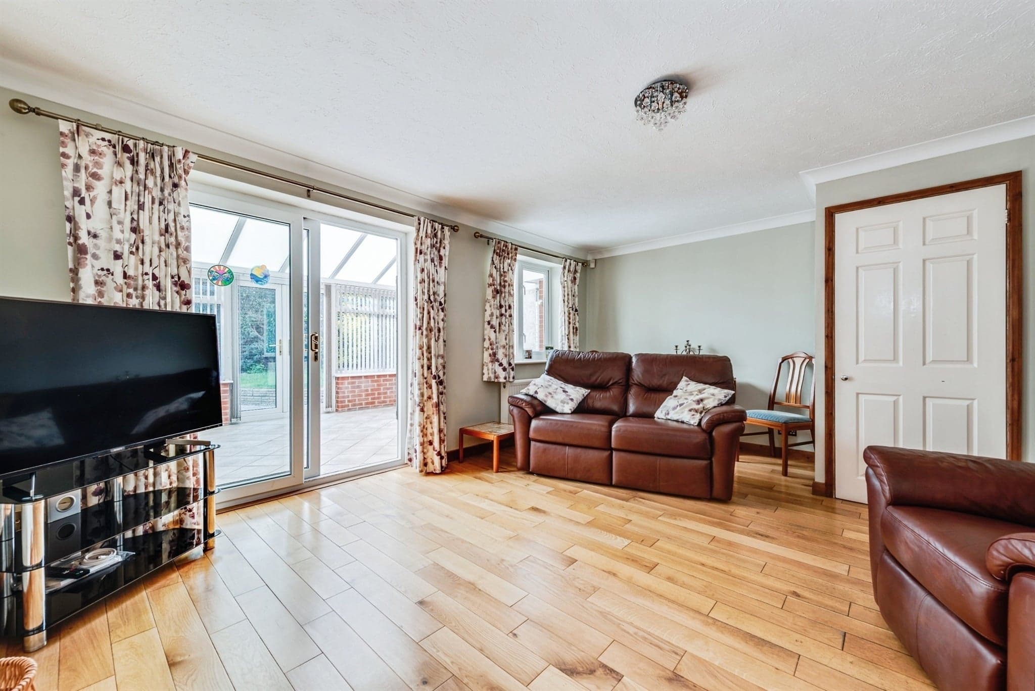 Property at Broadhurst Gardens, Sandford-On-Thames, Oxford