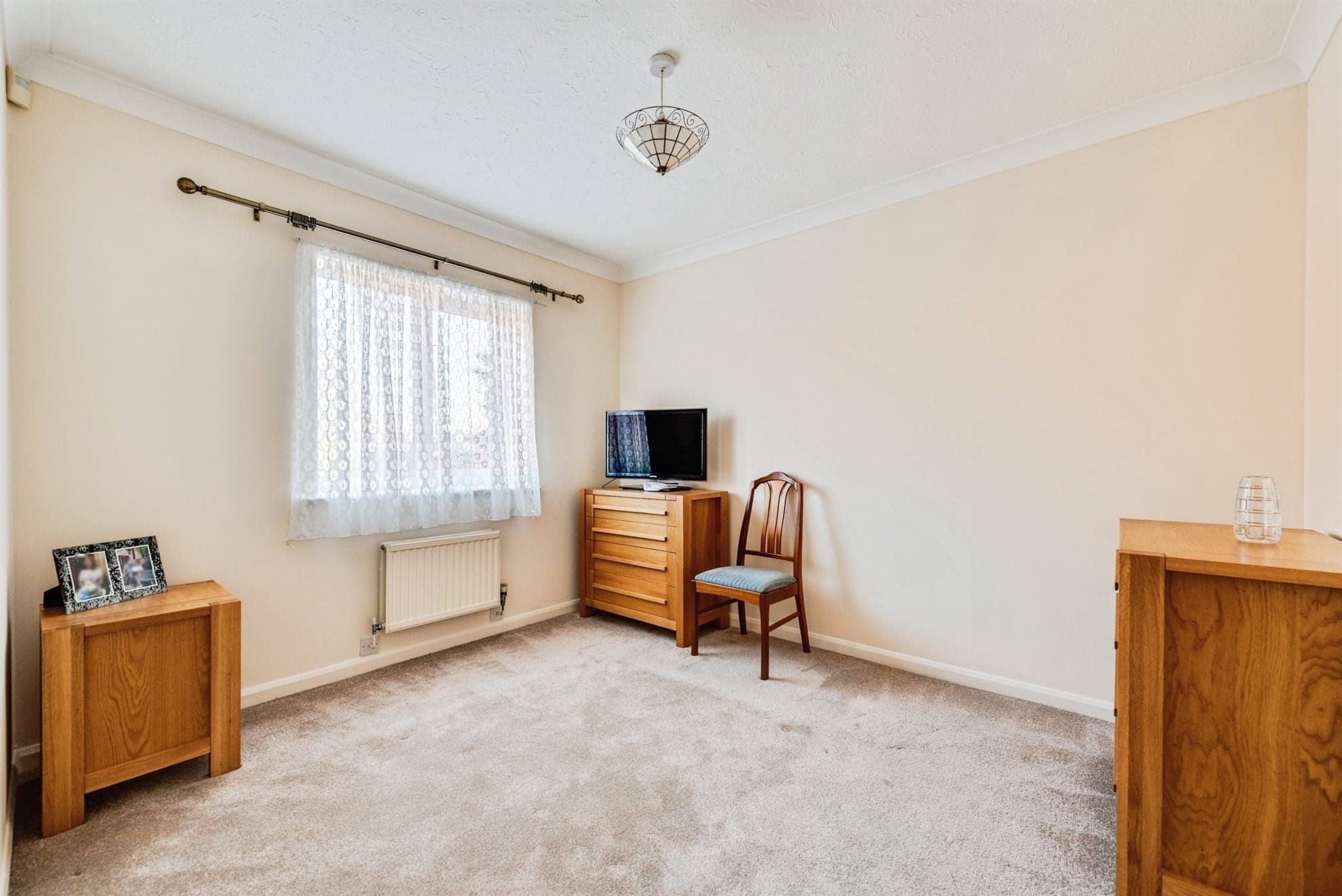 Property at Broadhurst Gardens, Sandford-On-Thames, Oxford