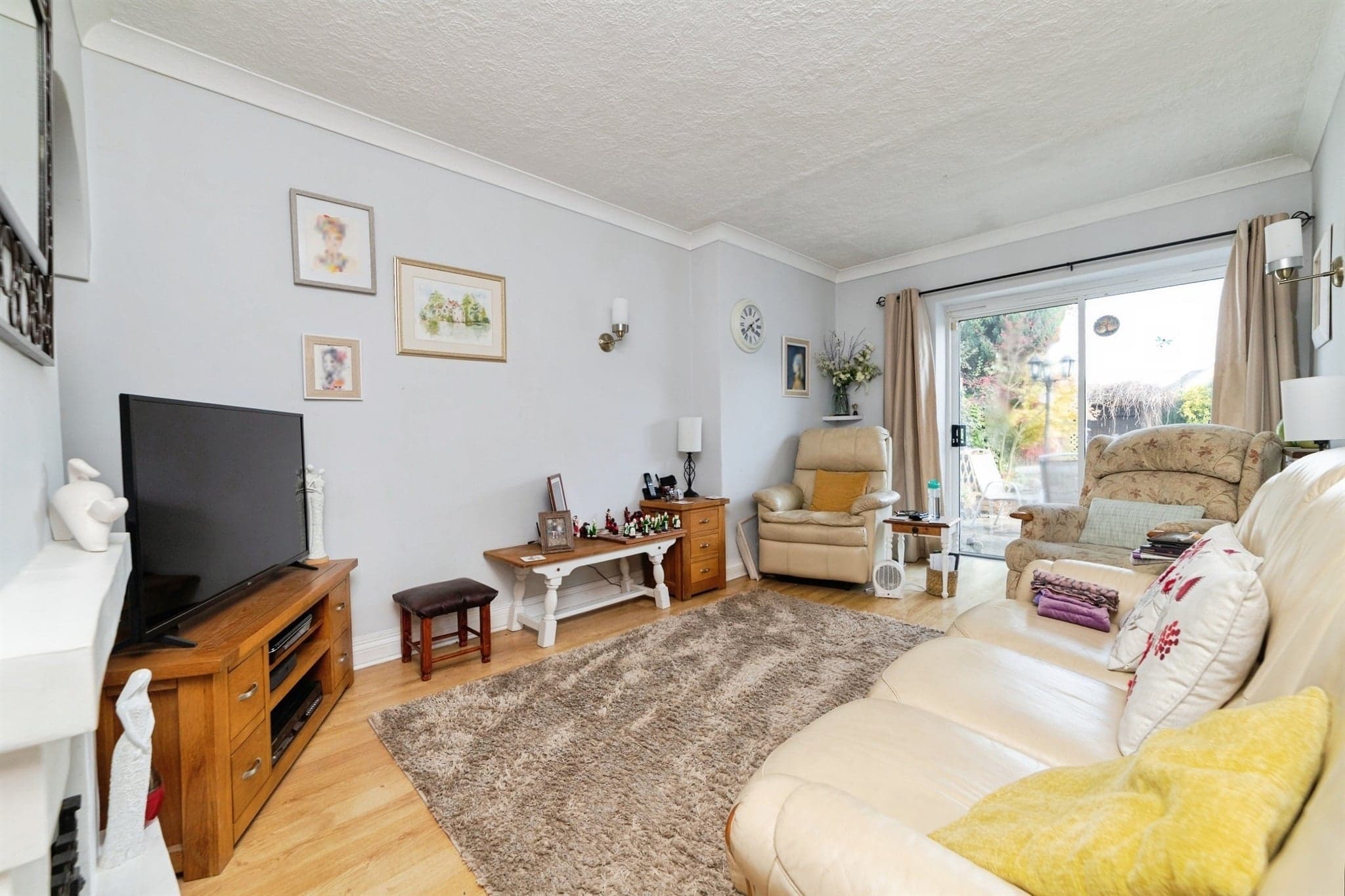 Property at Meadow Way, Stevenage