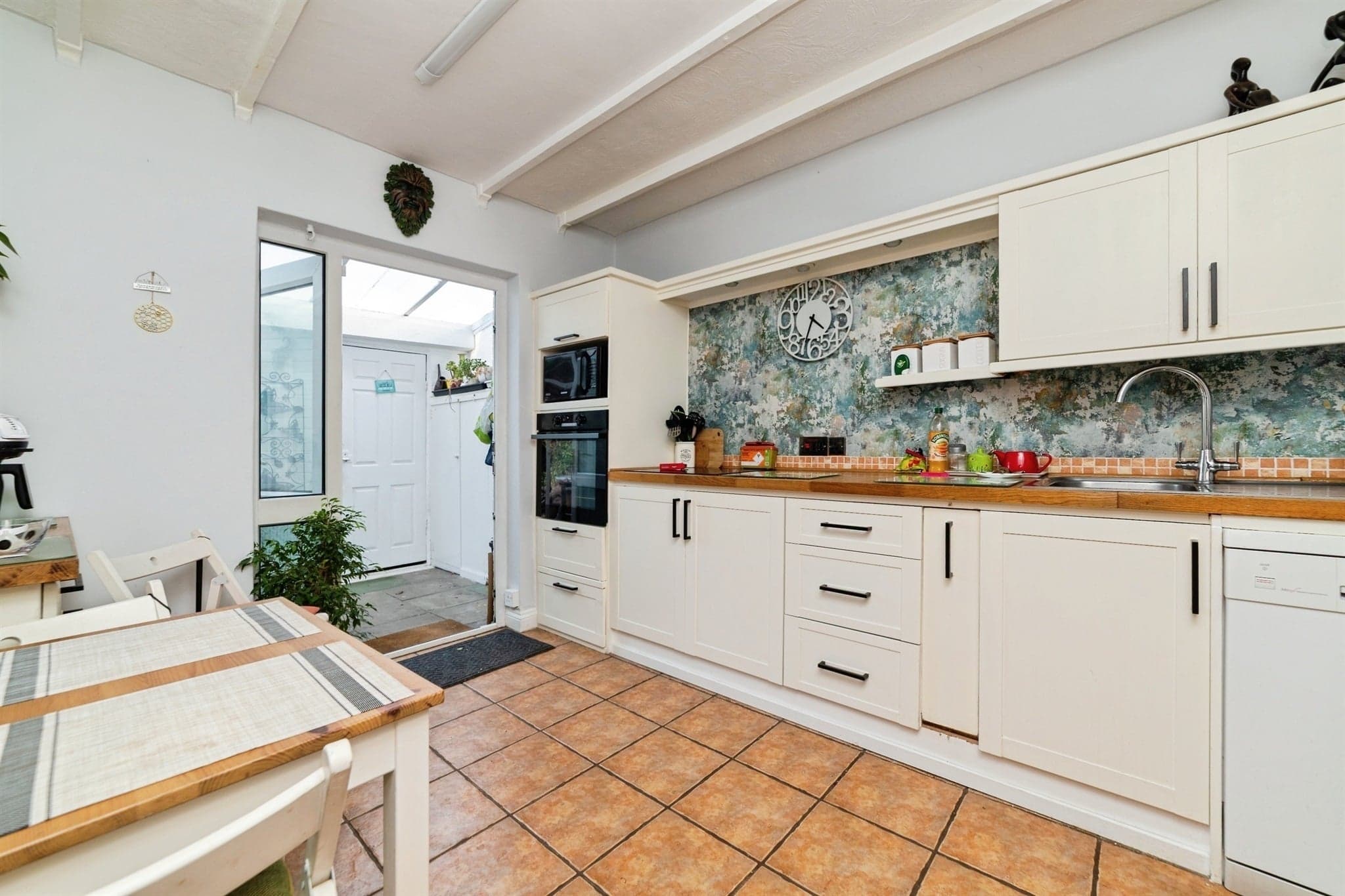 Property at Meadow Way, Stevenage