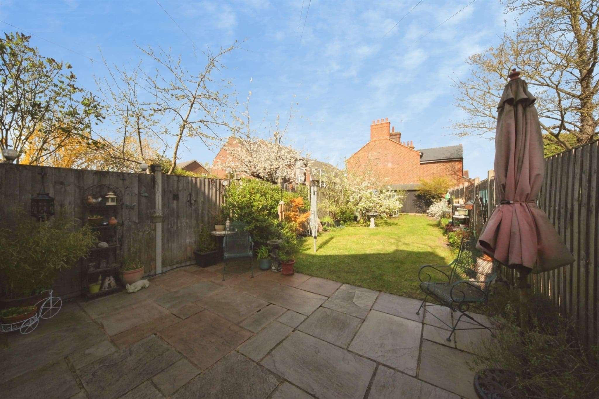 Property at High Street North, DUNSTABLE