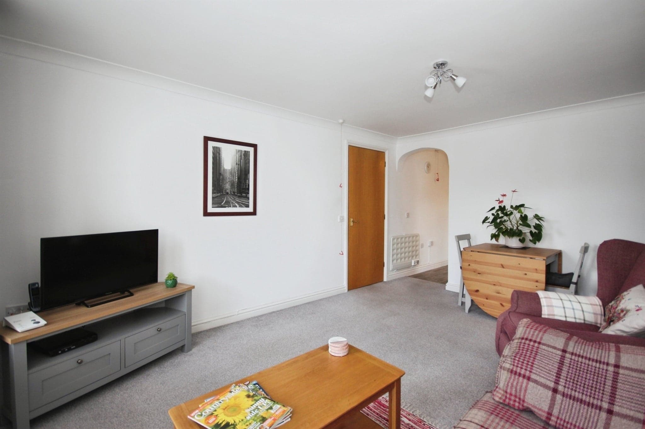 Property at Binswood Avenue, Leamington Spa