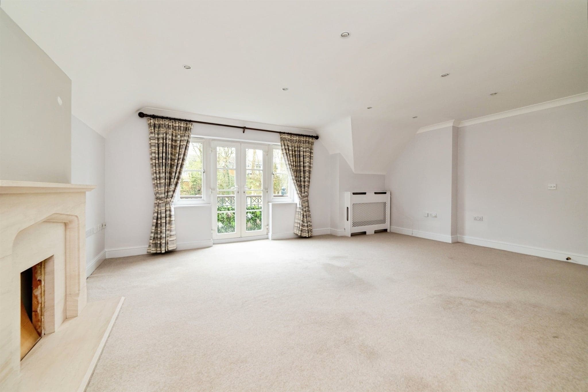Property at Canonsfield Road, Welwyn