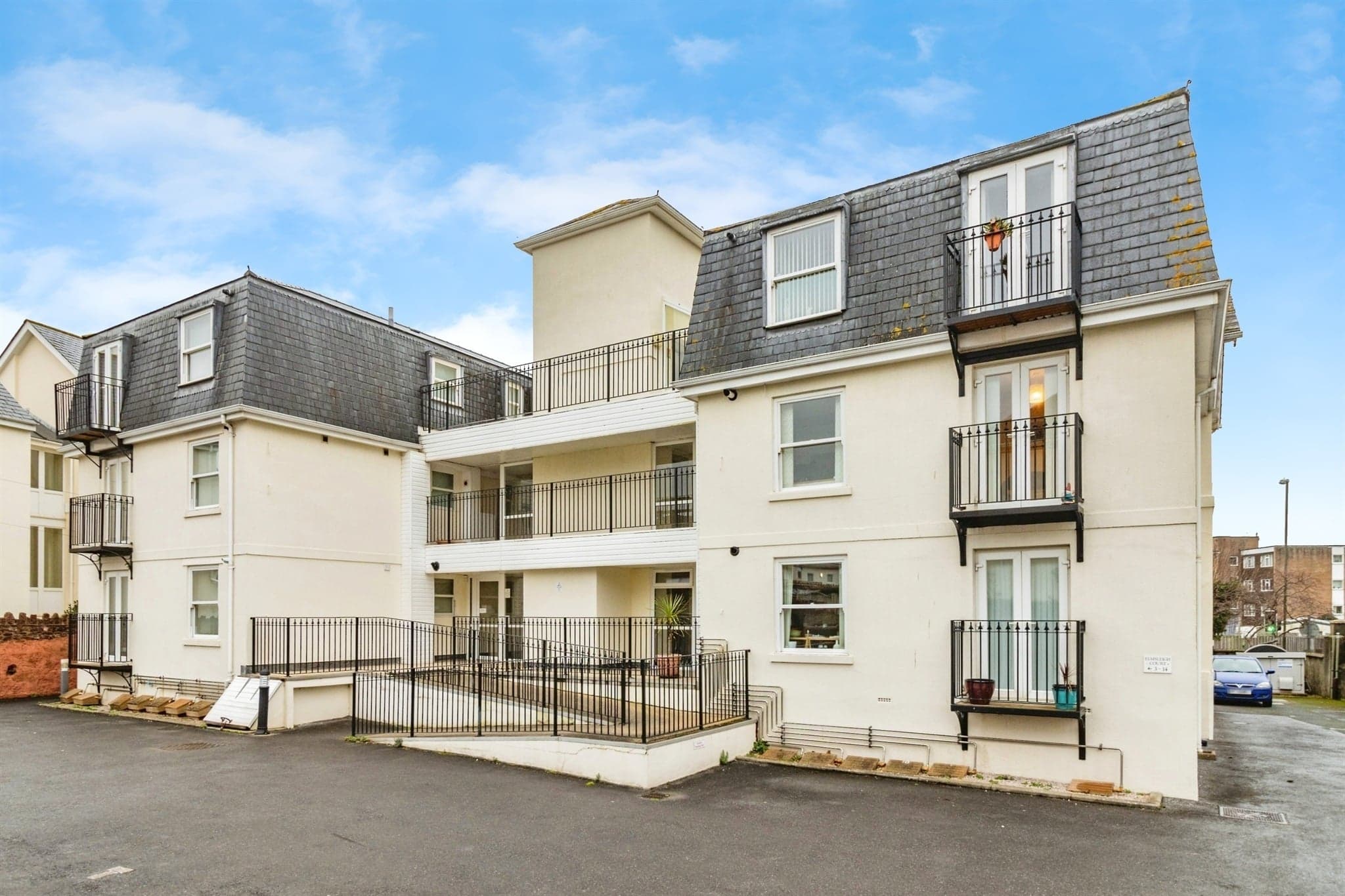 Property at Elmsleigh Road, Paignton