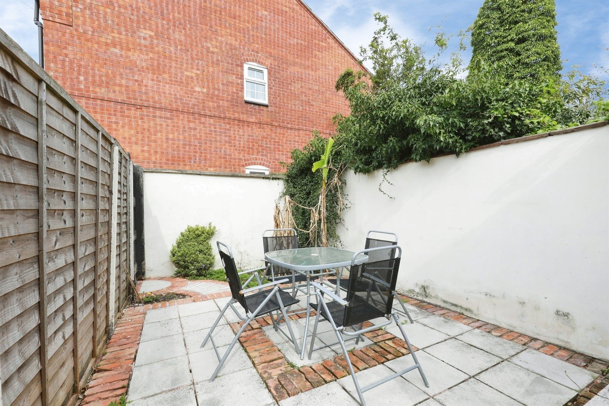 Property at Warwick Road, Wellesbourne, Warwick