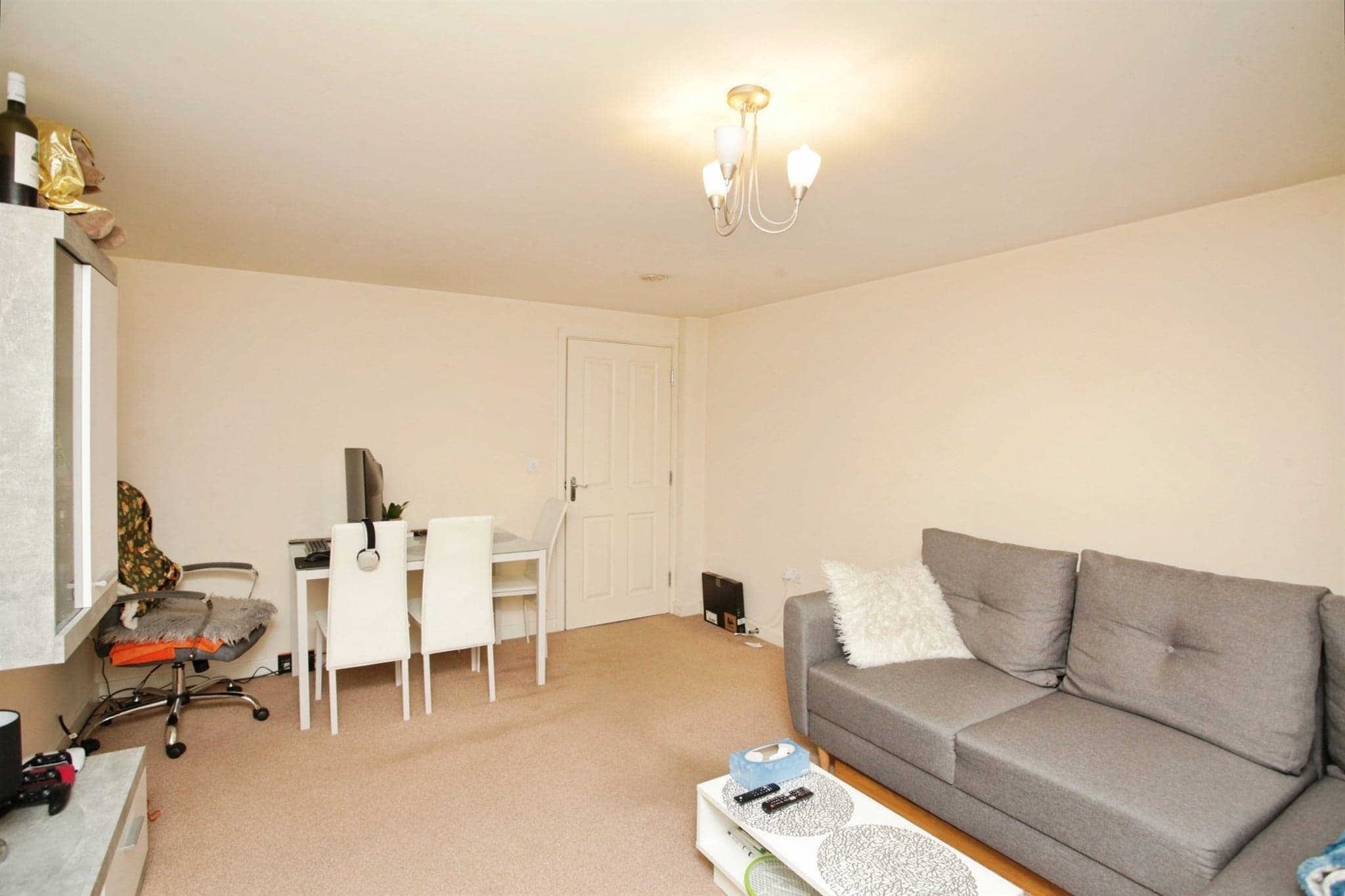 Property at Gardeners End, RUGBY