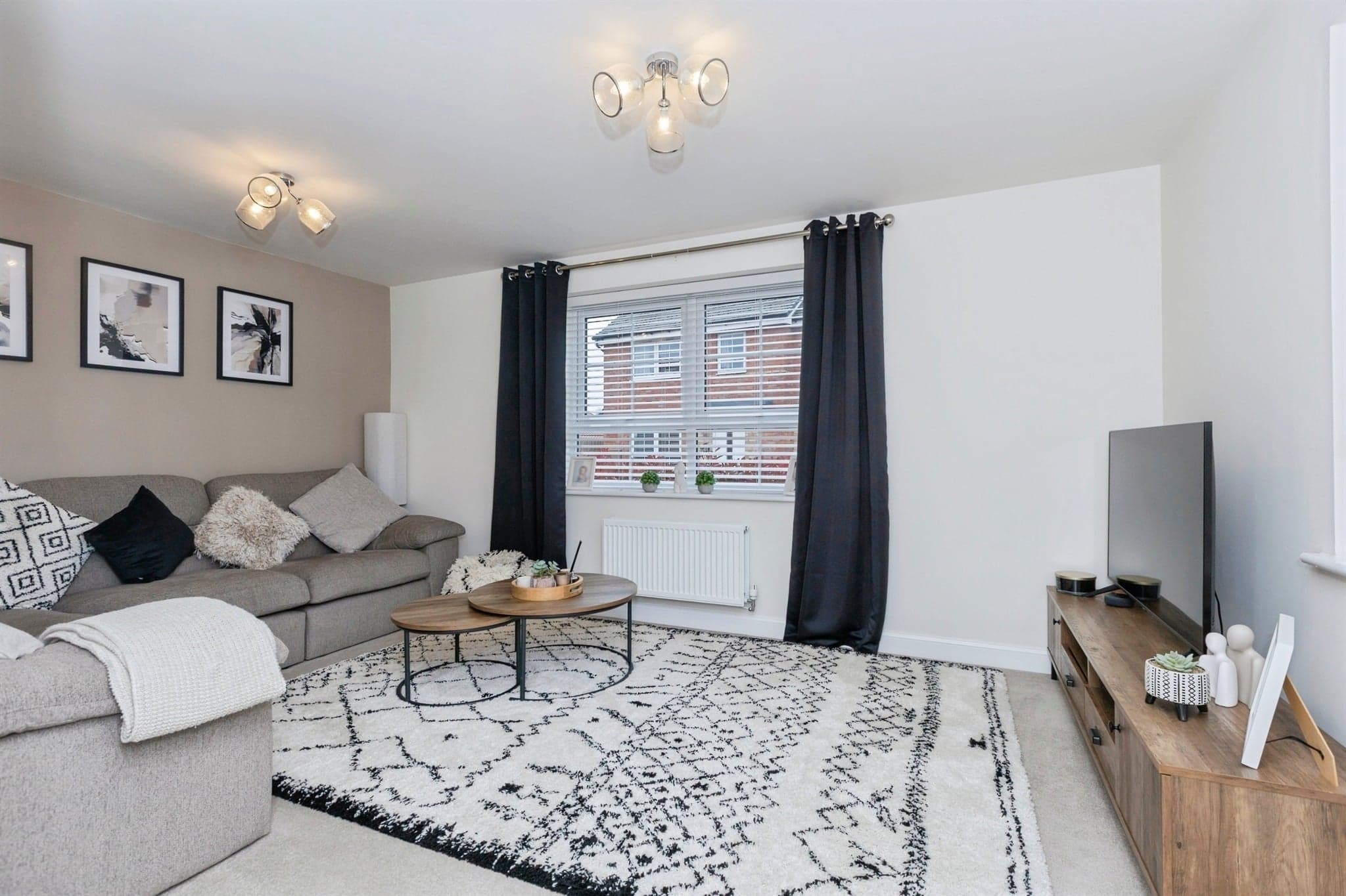 Property at Glass Way, Lubbesthorpe, Leicester