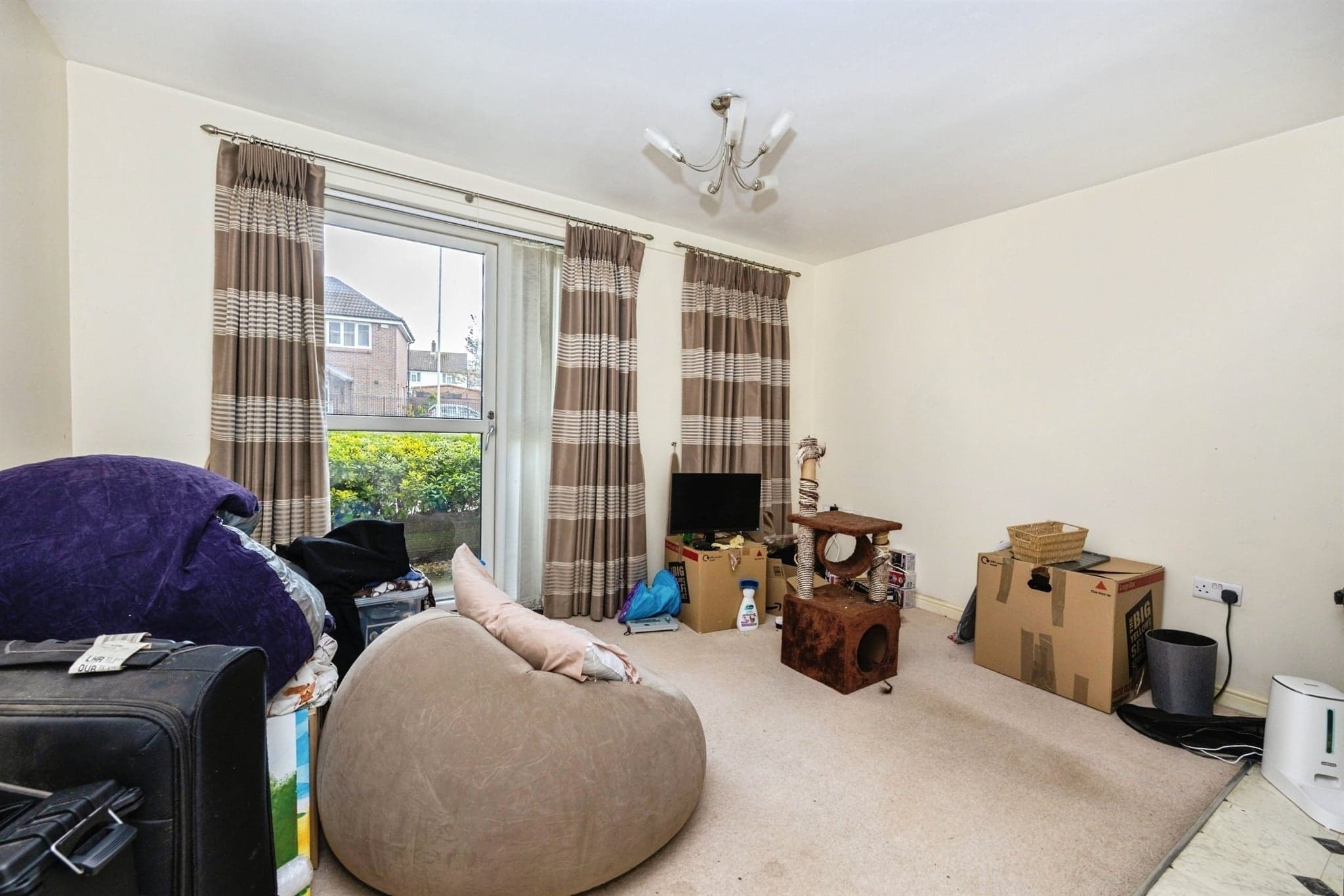 Property at Adisham Gardens, Ashford