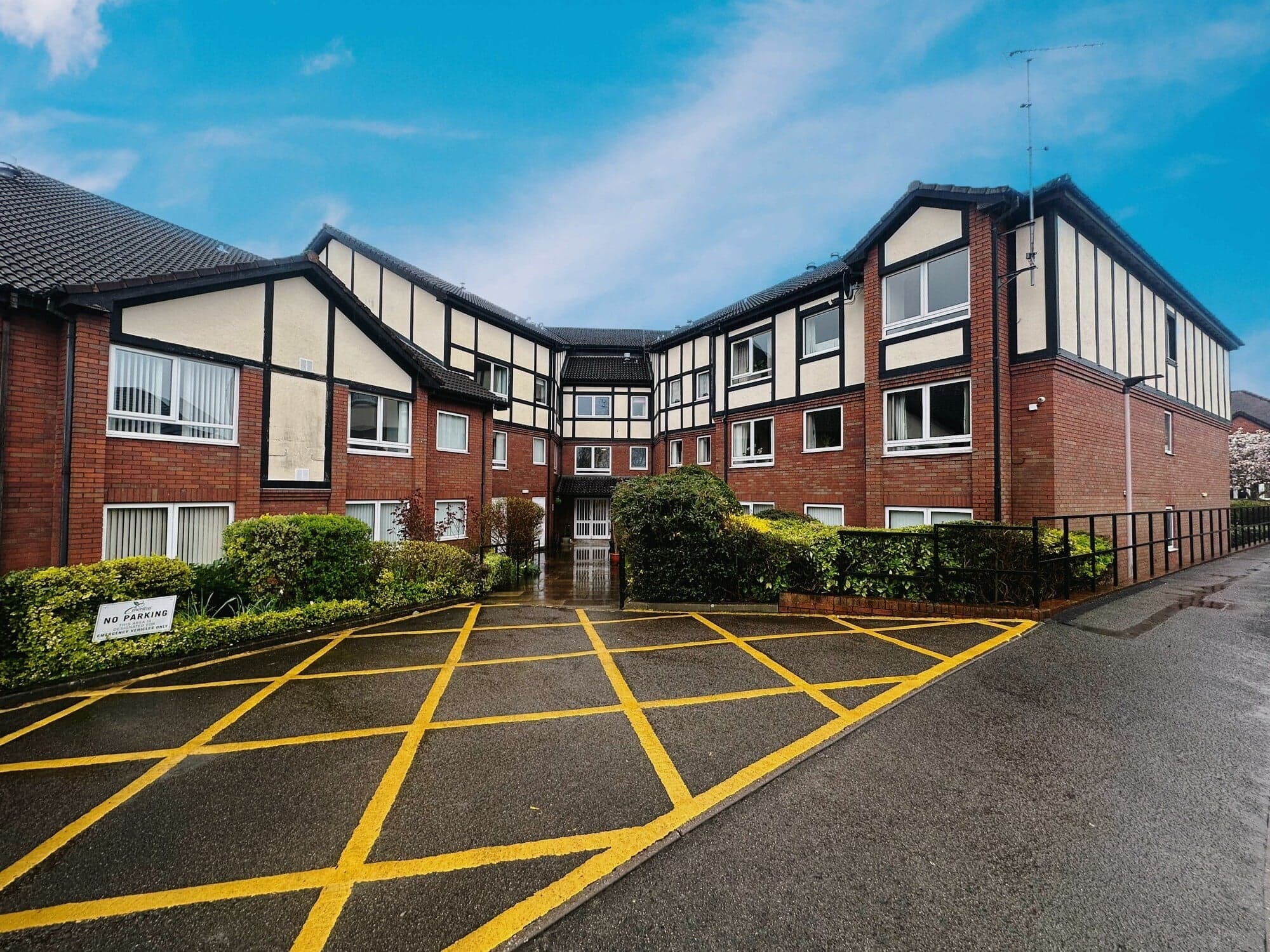 Property at Pennhouse Avenue, Wolverhampton