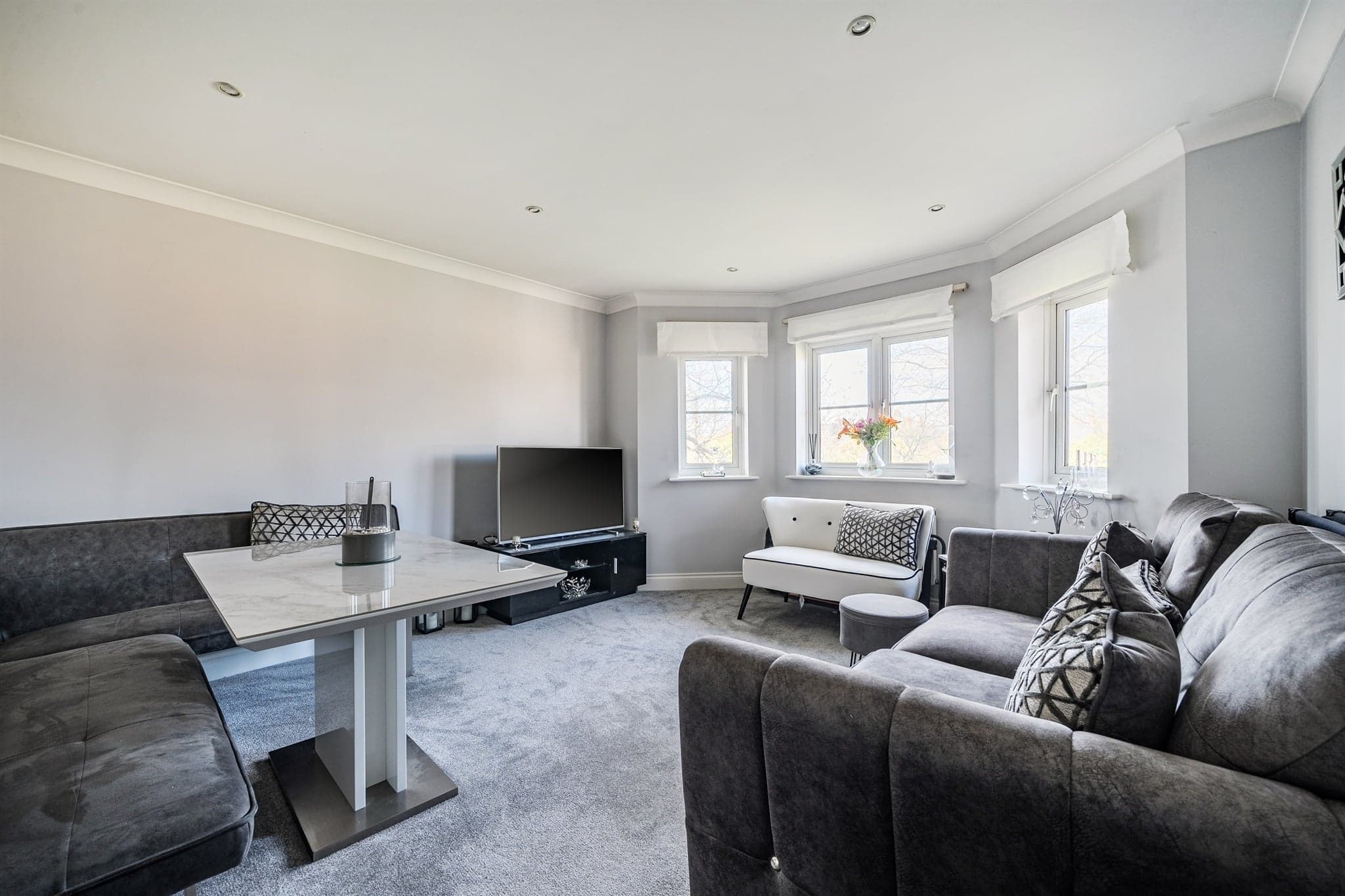 Property at Bath Road, Maidenhead