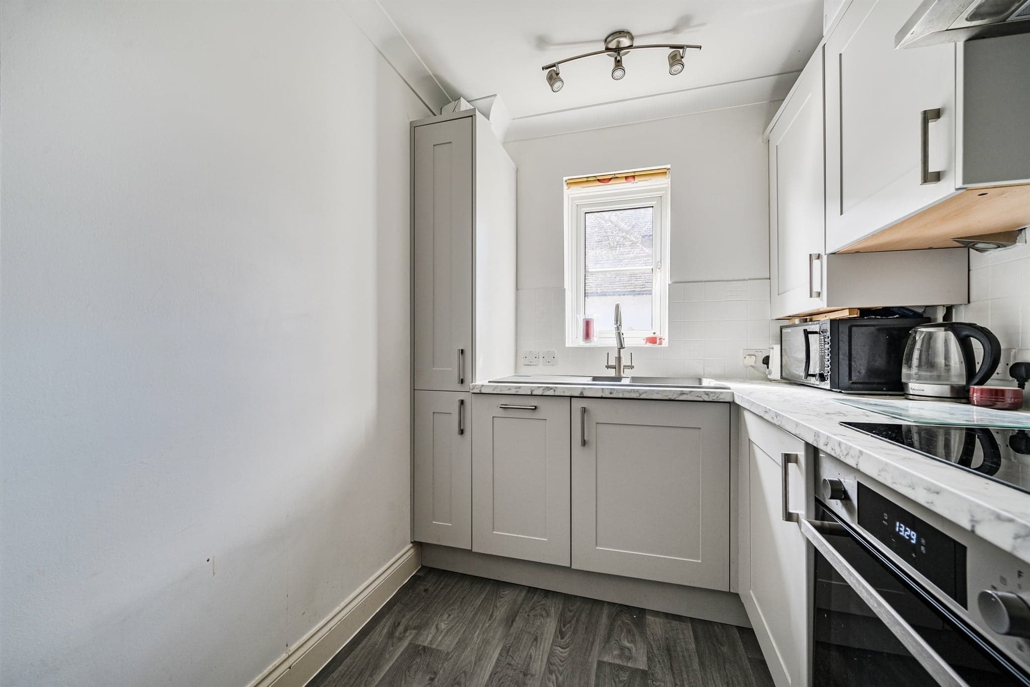 Property at Bath Road, Maidenhead