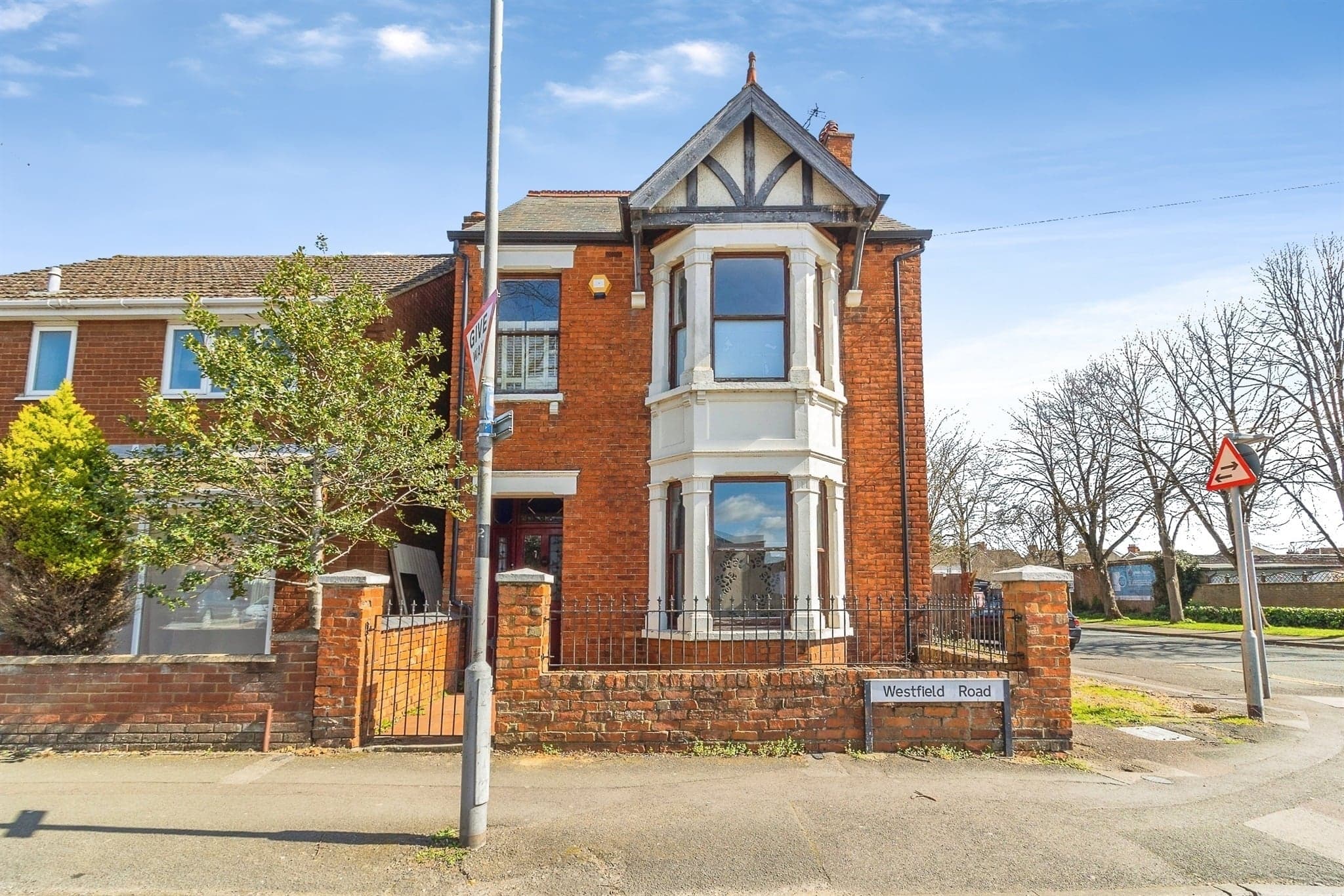 Property at Westfield Road, Bletchley, Milton Keynes
