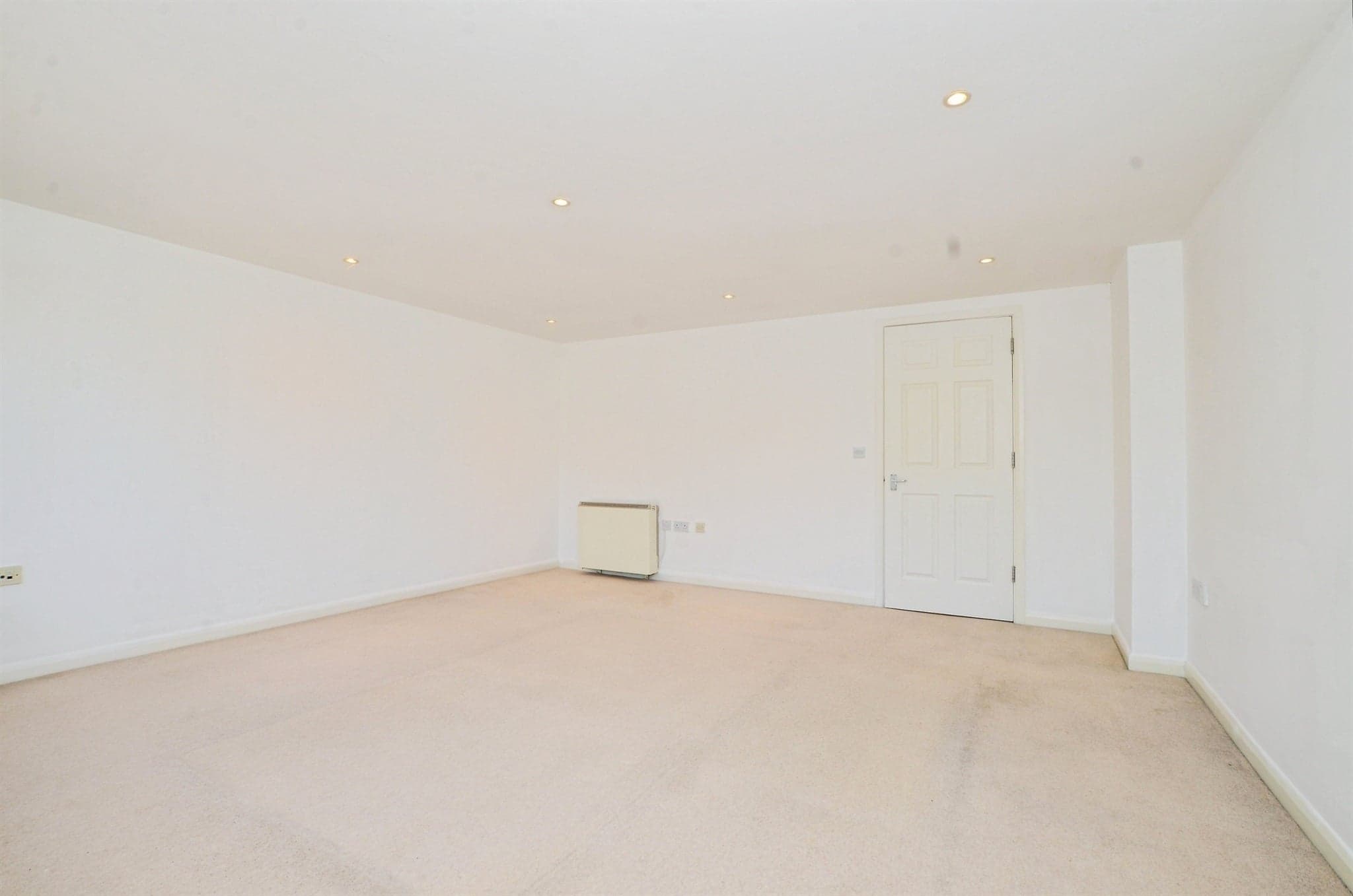 Property at Roundwood Lane, Harpenden