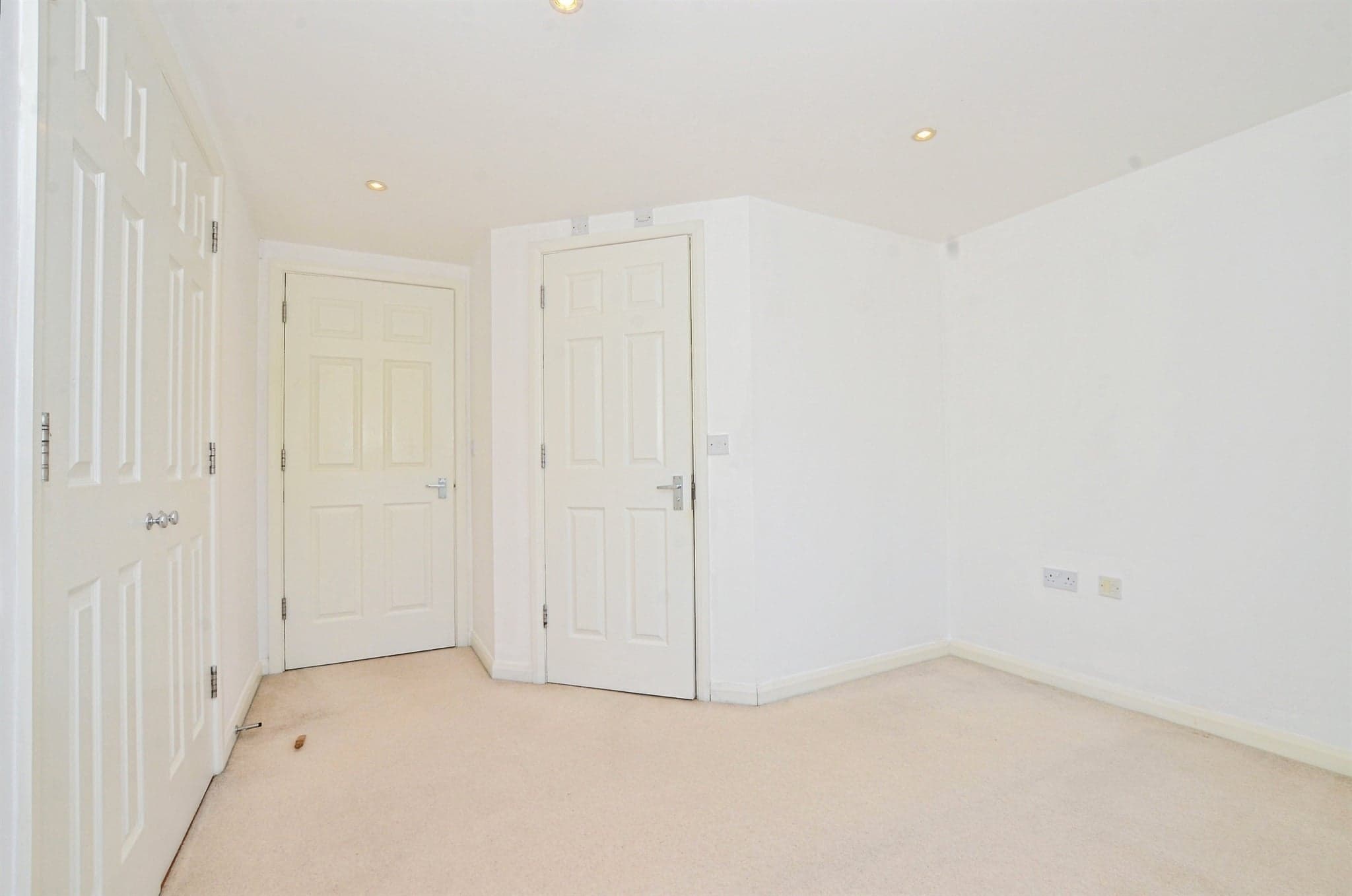 Property at Roundwood Lane, Harpenden