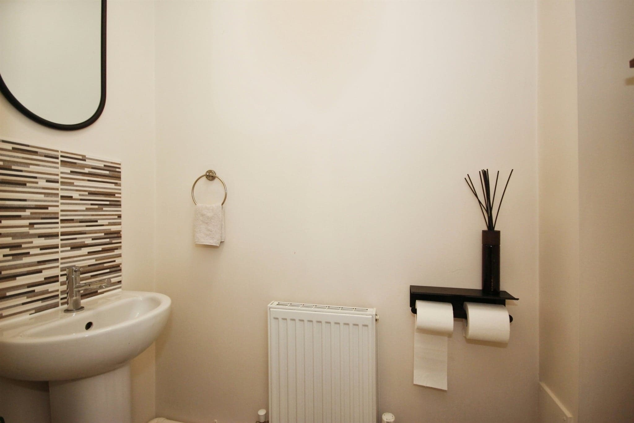 Property at Grayling Crescent, Leamington Spa