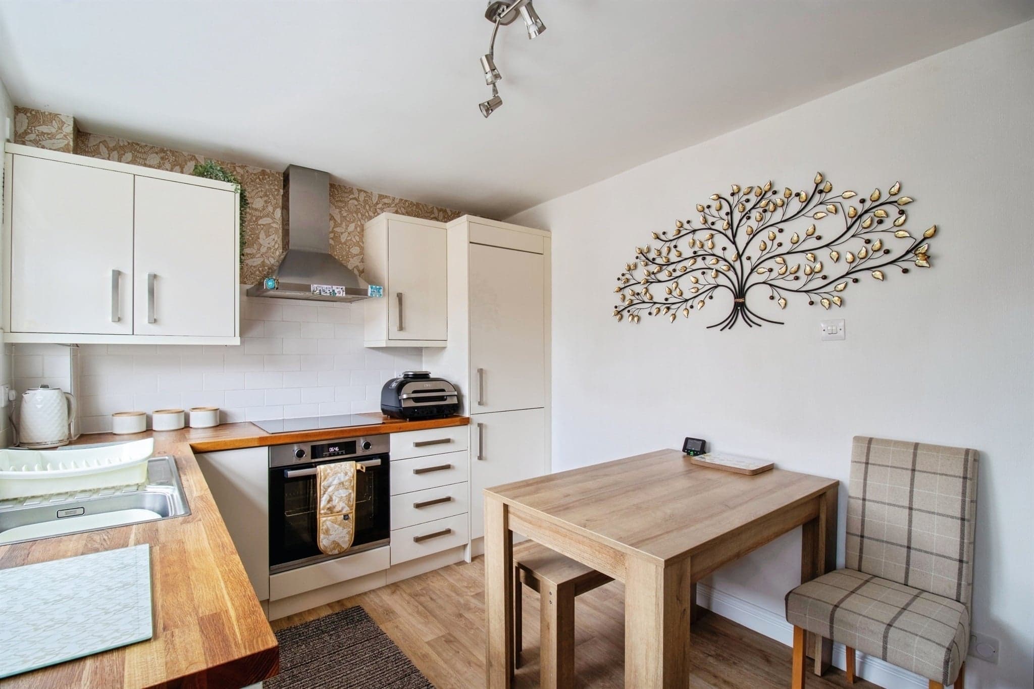 Property at Bredon Avenue, Binley, Coventry