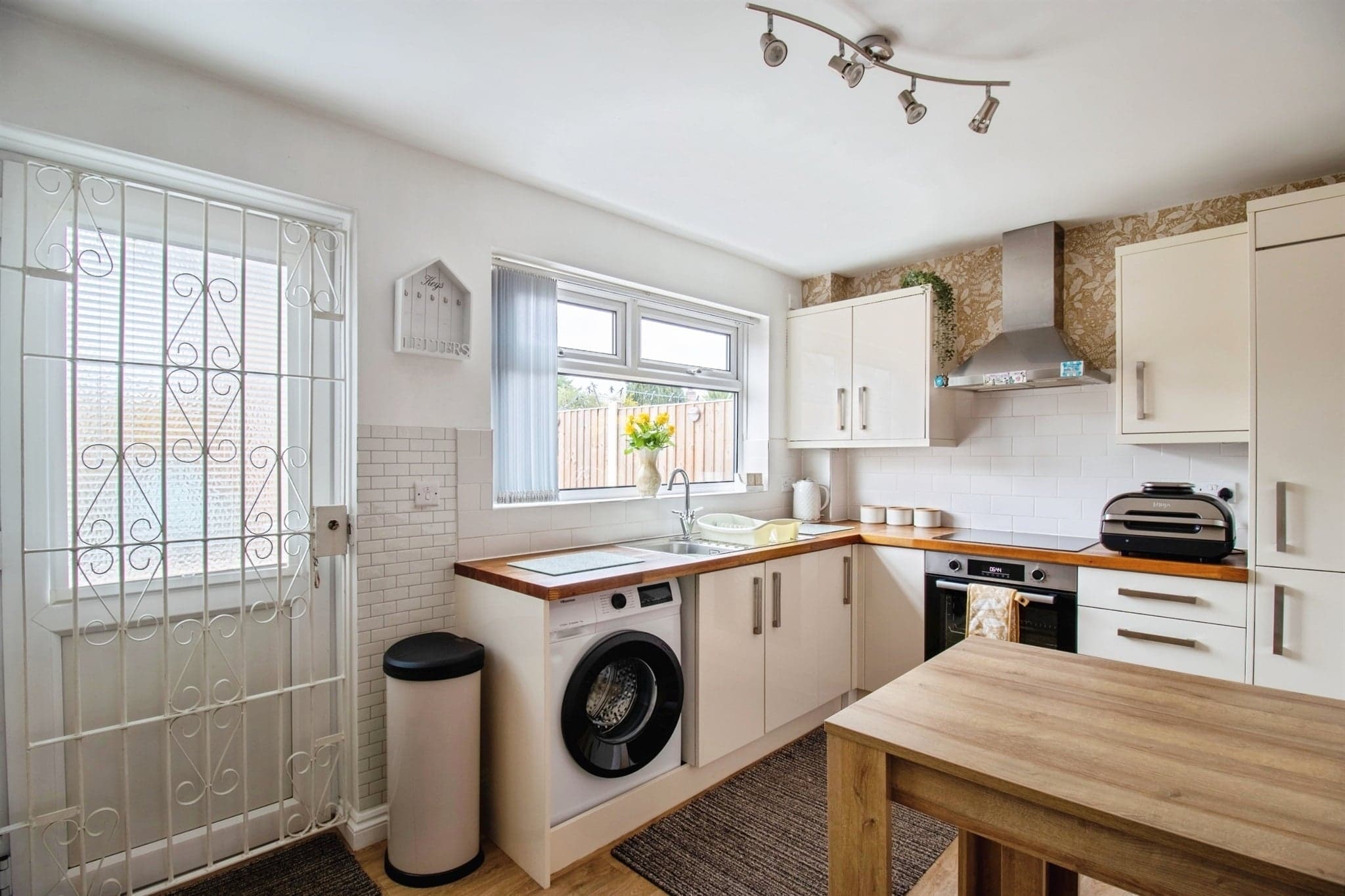 Property at Bredon Avenue, Binley, Coventry