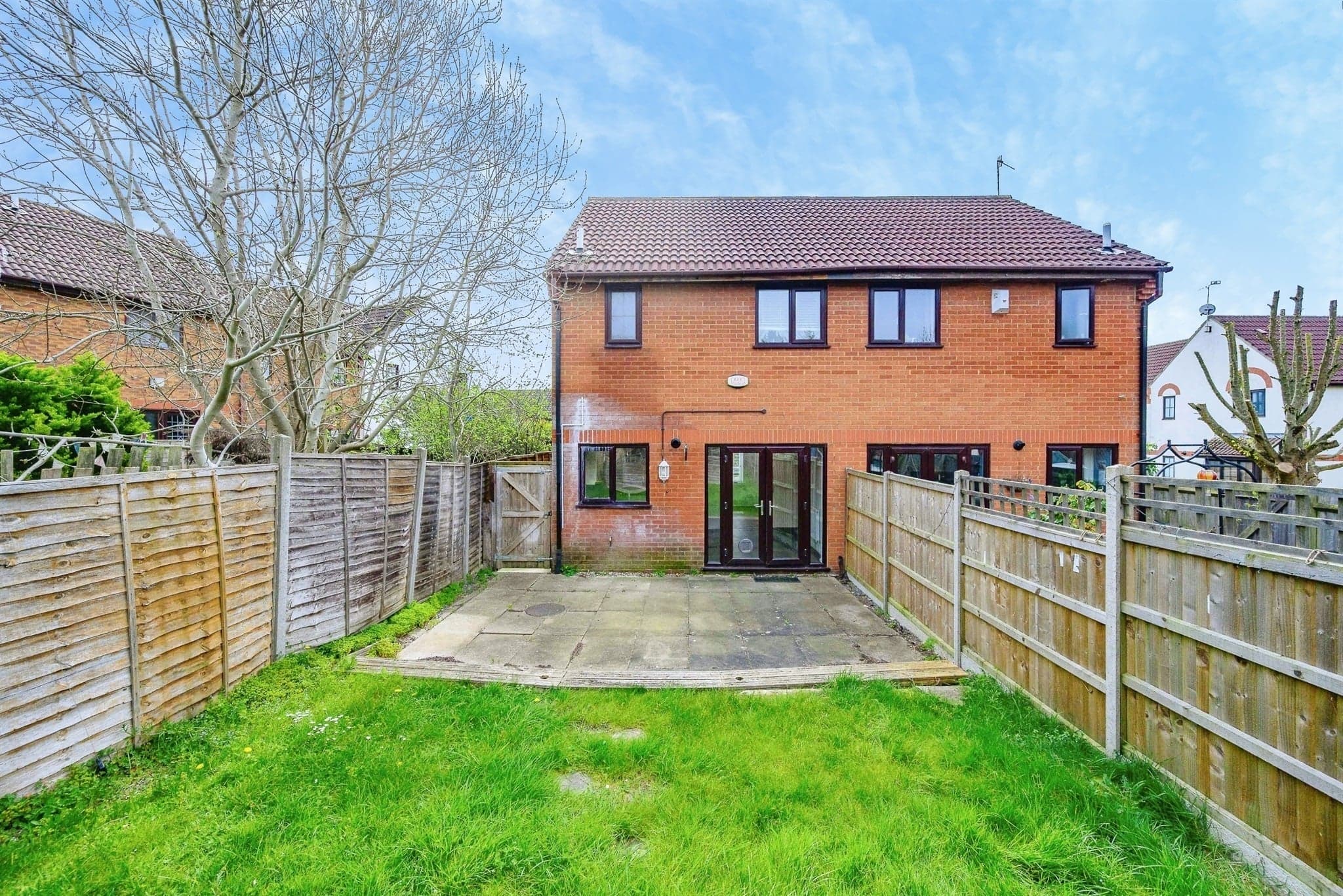 Property at Yately Close, Luton