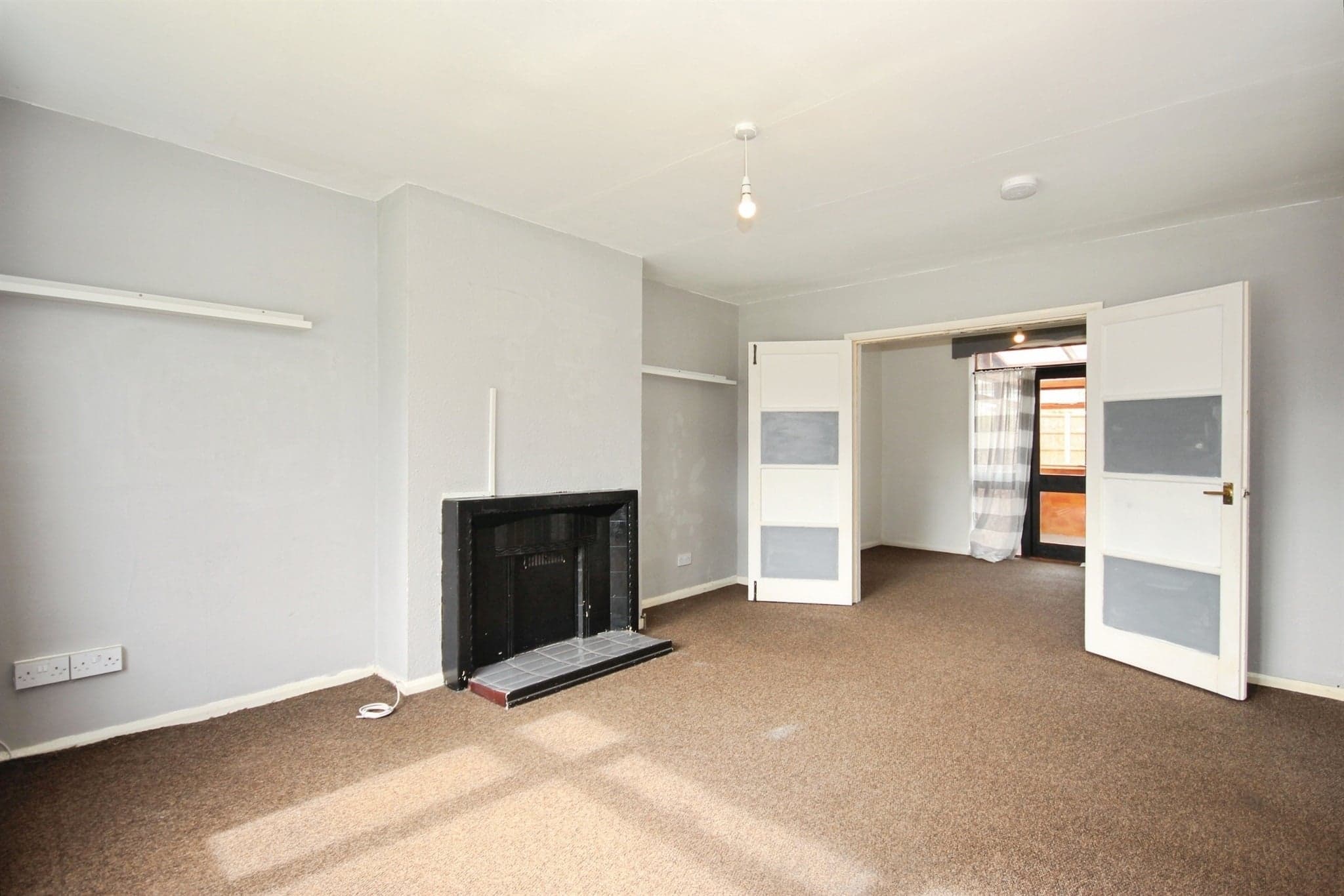 Property at Home Farm Crescent, Whitnash, Leamington Spa