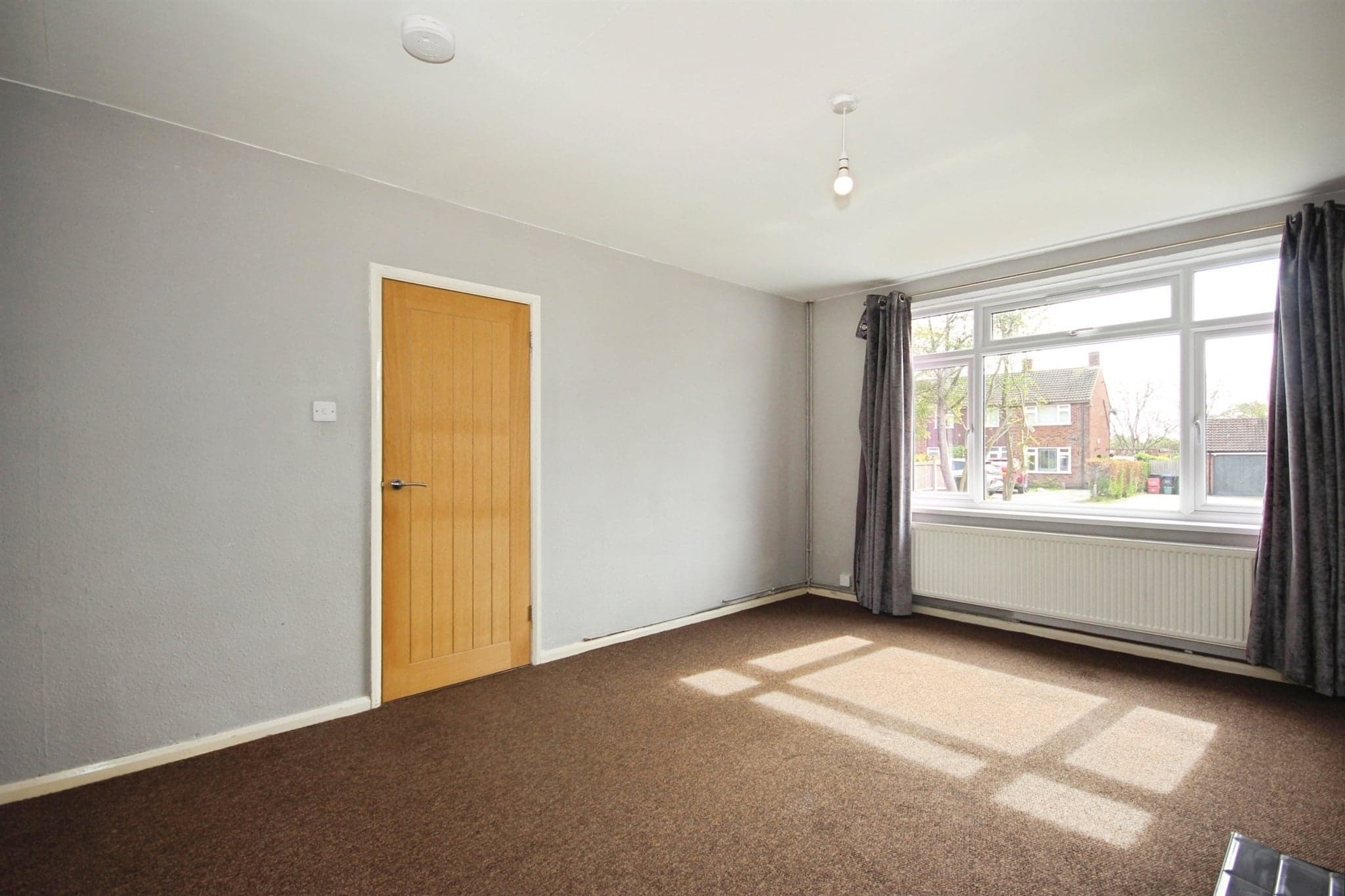 Property at Home Farm Crescent, Whitnash, Leamington Spa