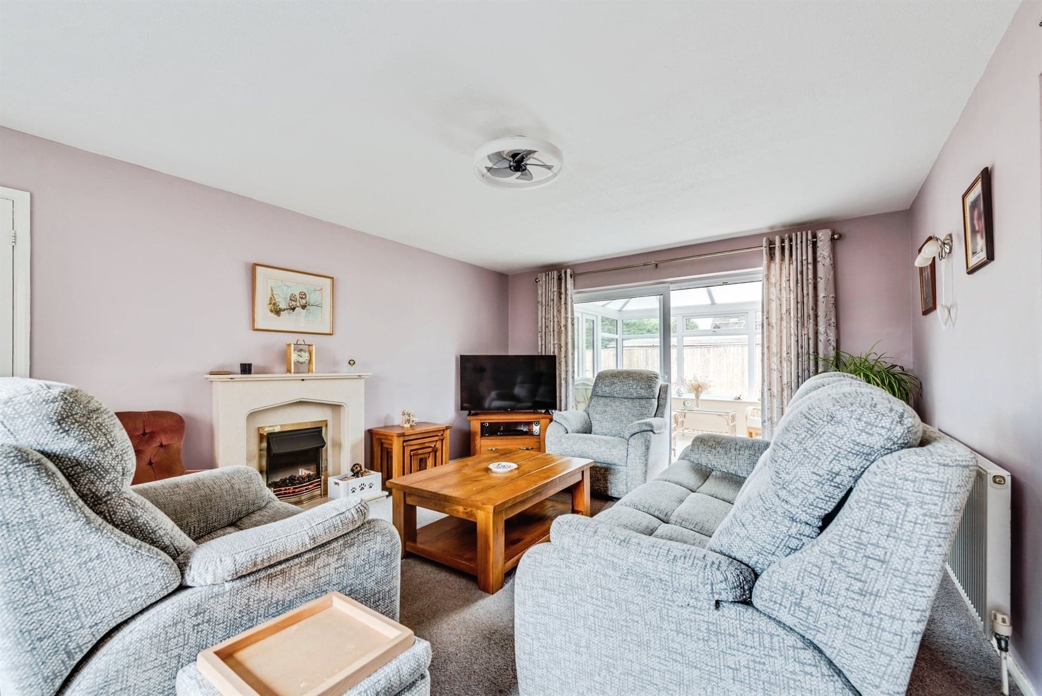 Property at Davis Close, Carterton