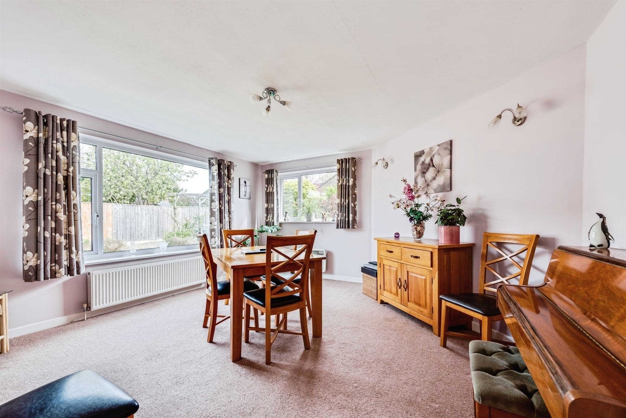 Property at Davis Close, Carterton