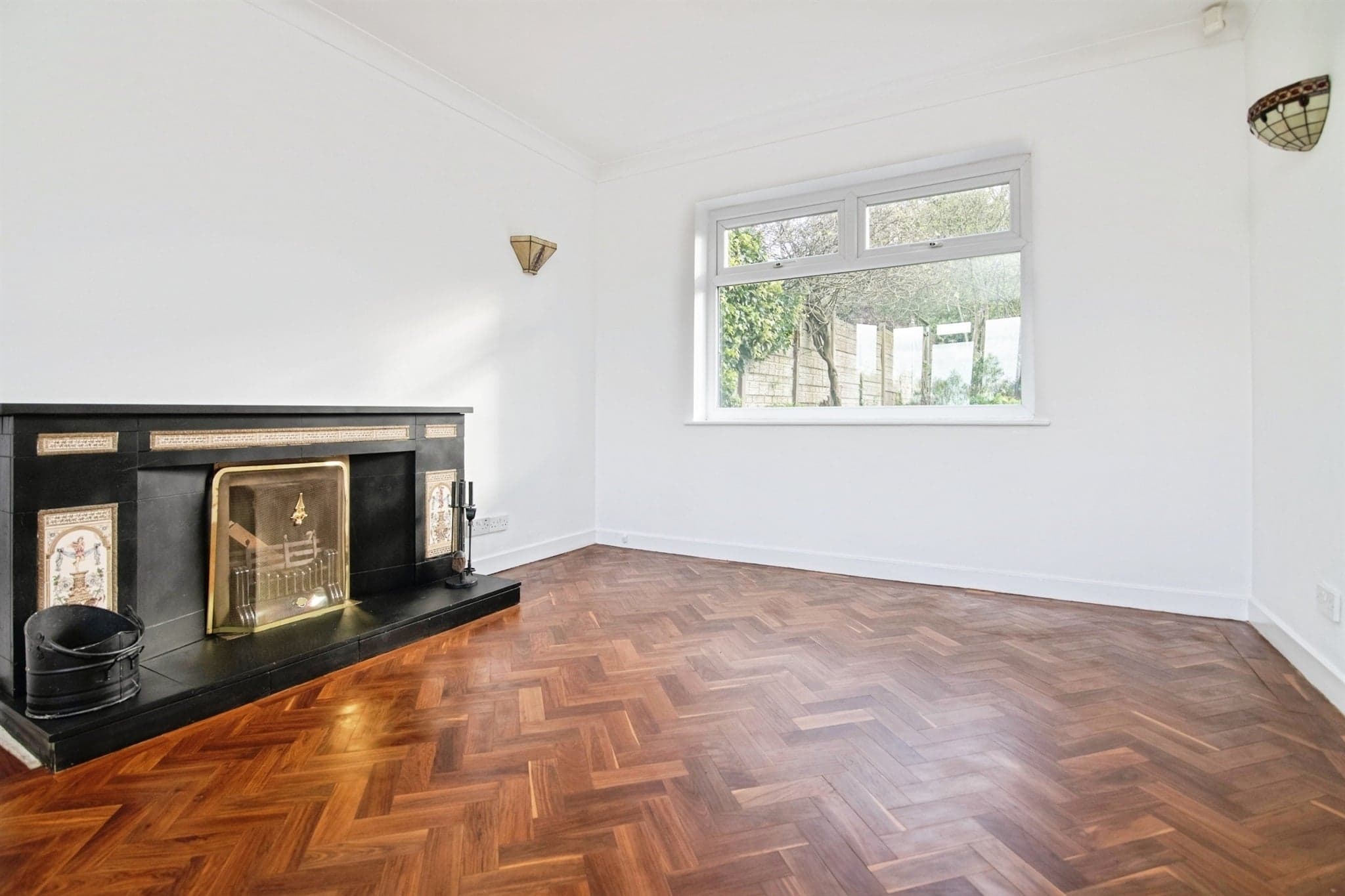 Property at New Birmingham Road, Tividale, Oldbury