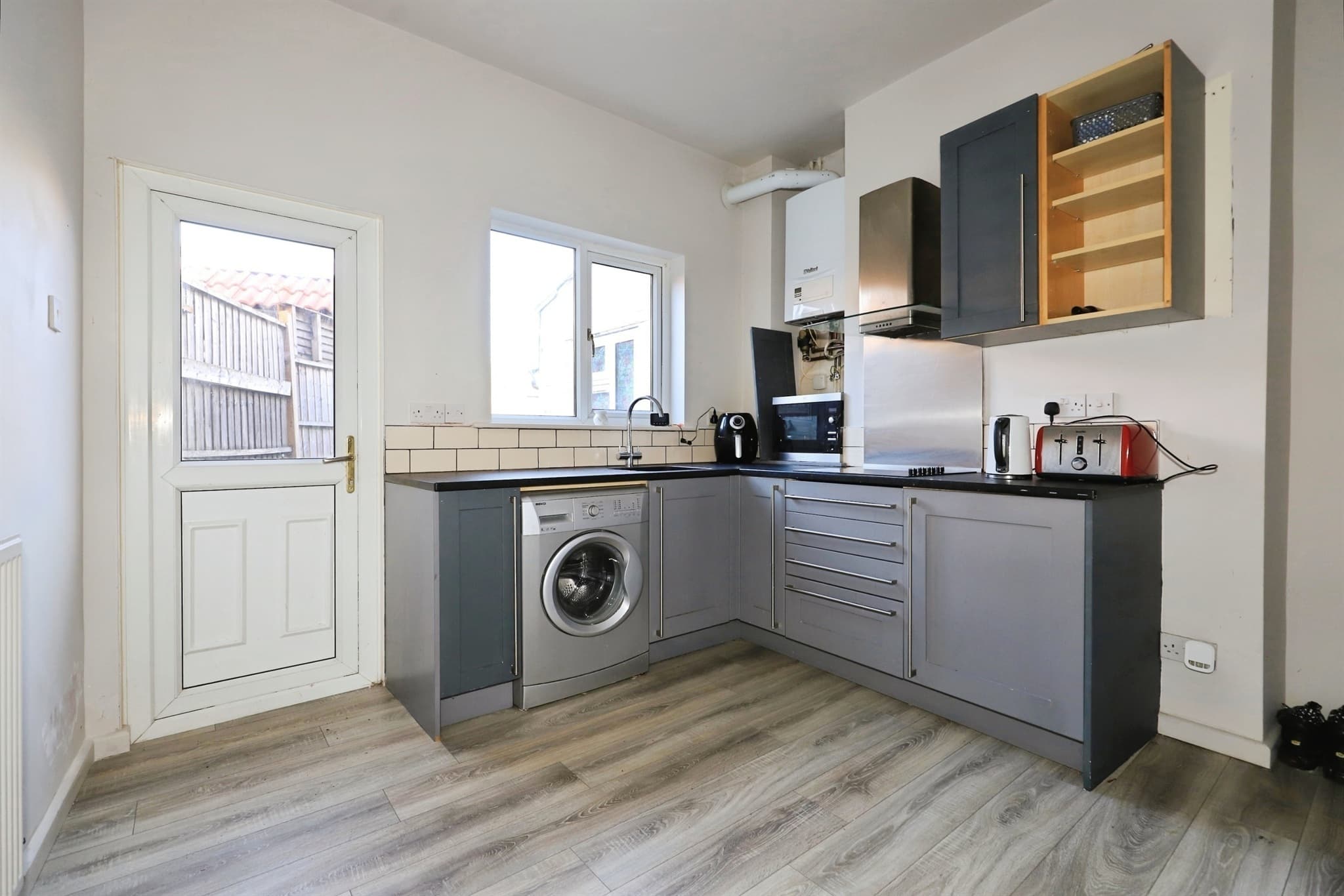 Property at Radford Avenue, Kidderminster